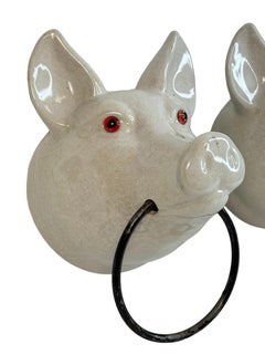 Paar Keramik Großes Schwein Handtuch Ringe Haken, Antike Deutsche 1910er Jahre Wanddekoration