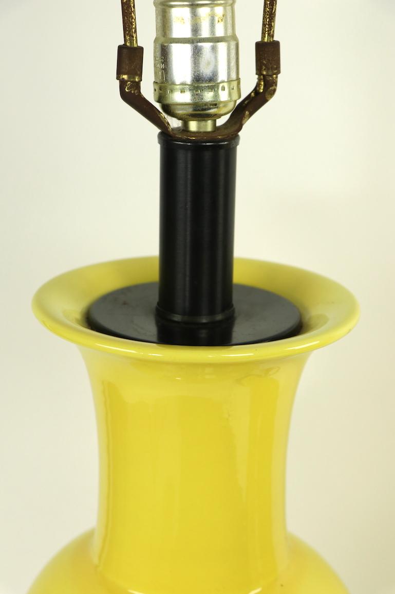 Mid-Century Modern Pair of Ceramic Table Lamps in Bright Yellow Glaze Attributed to Warren Kessler For Sale