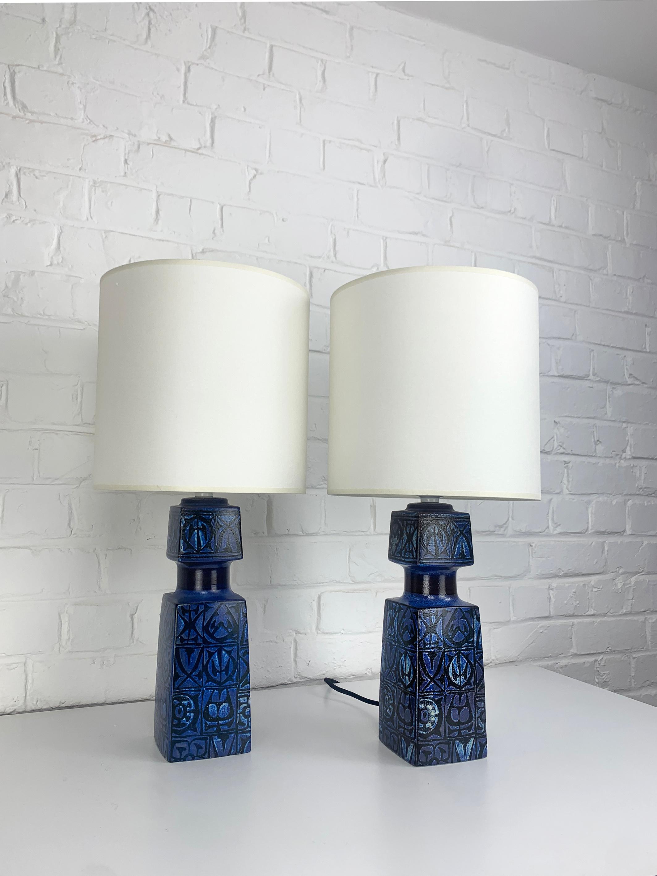 Pair ceramic table lamps Nils Thorsson for Fog & Morup / Royal Copenhagen 1960s For Sale 3