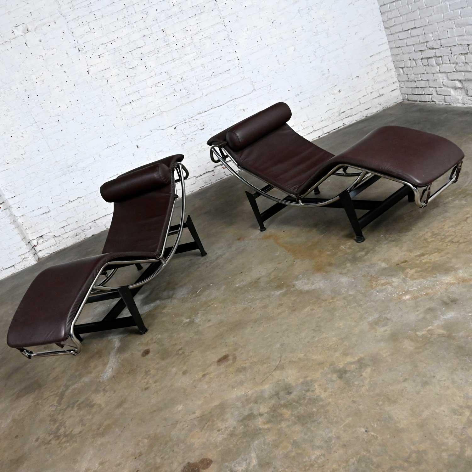 Unknown Pair Chaise Lounge Chairs Brown Leather & Chrome Style Le Corbusier LC4 For Sale