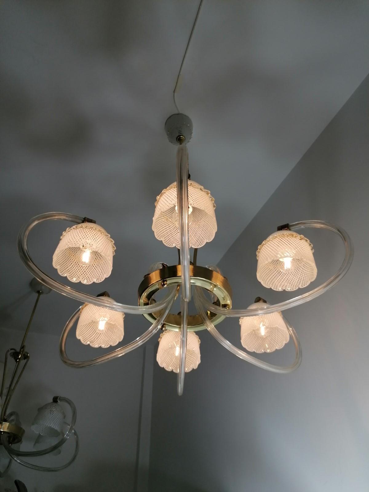 20ième siècle Paire de lustres Reticello de Barovier & Toso. Murano, 1940 en vente
