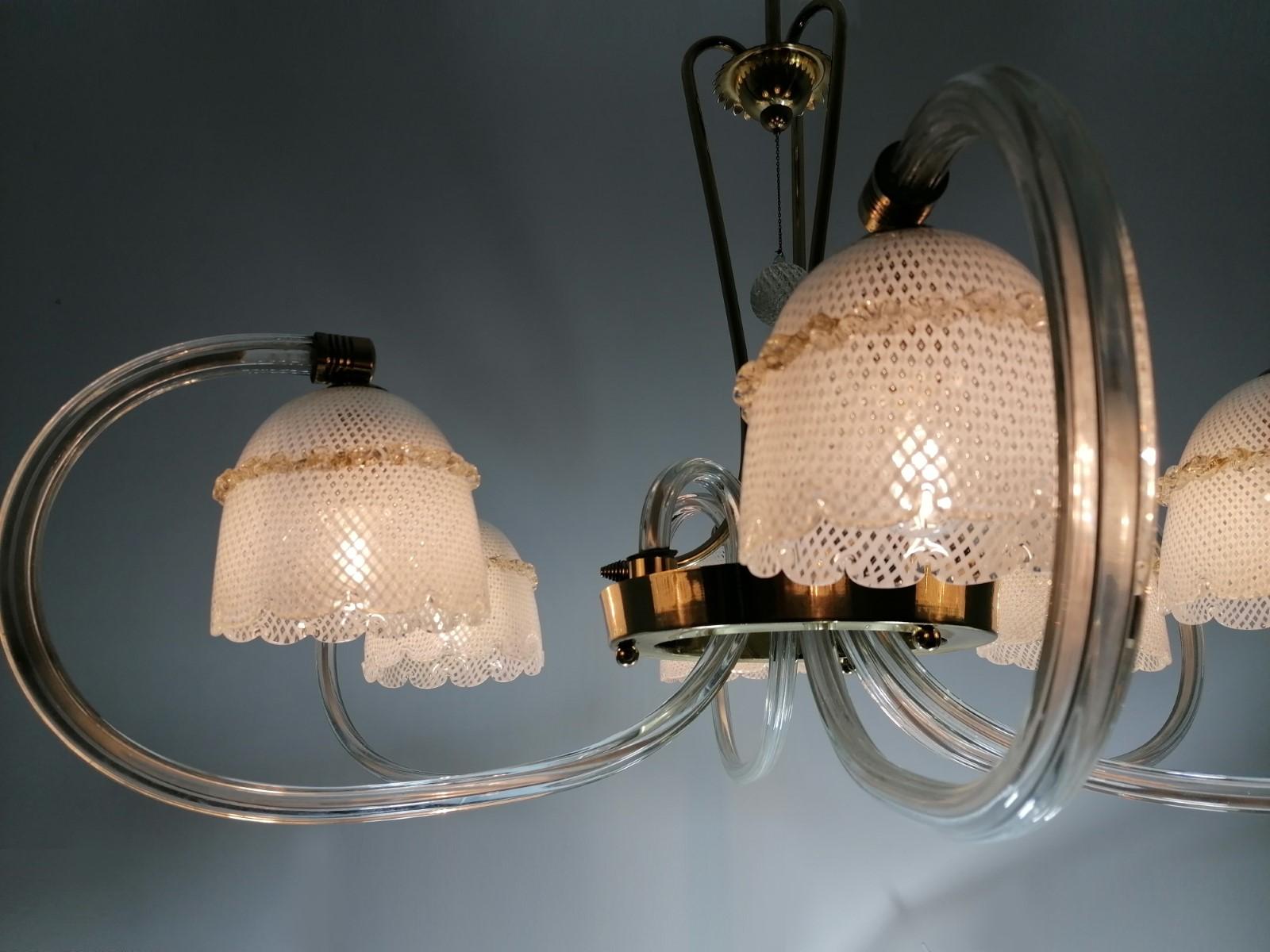 Laiton Paire de lustres Reticello de Barovier & Toso. Murano, 1940 en vente