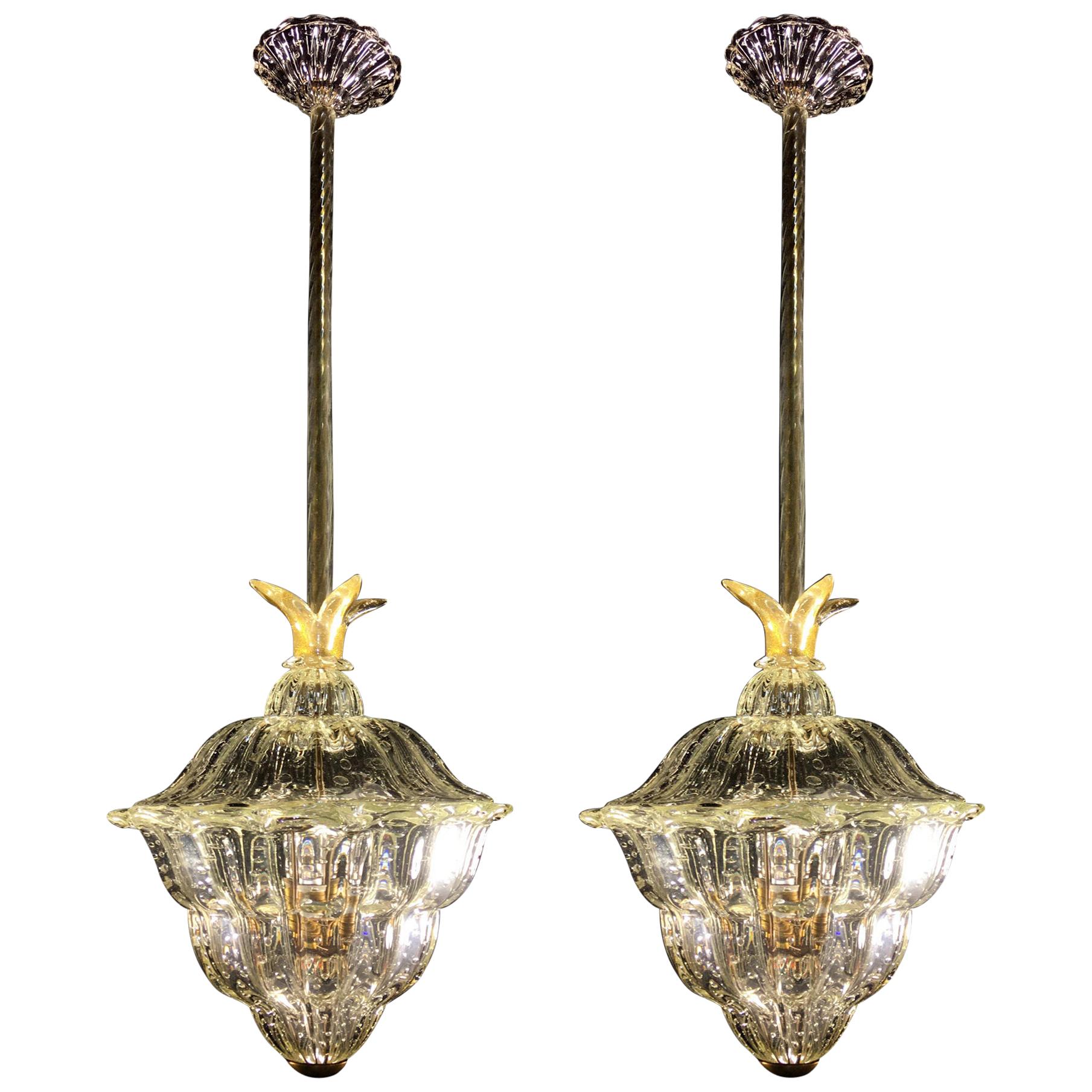 Pair of Chandeliers "The King", Gold Inclusion by Barovier & Toso, Murano, 1940s For Sale