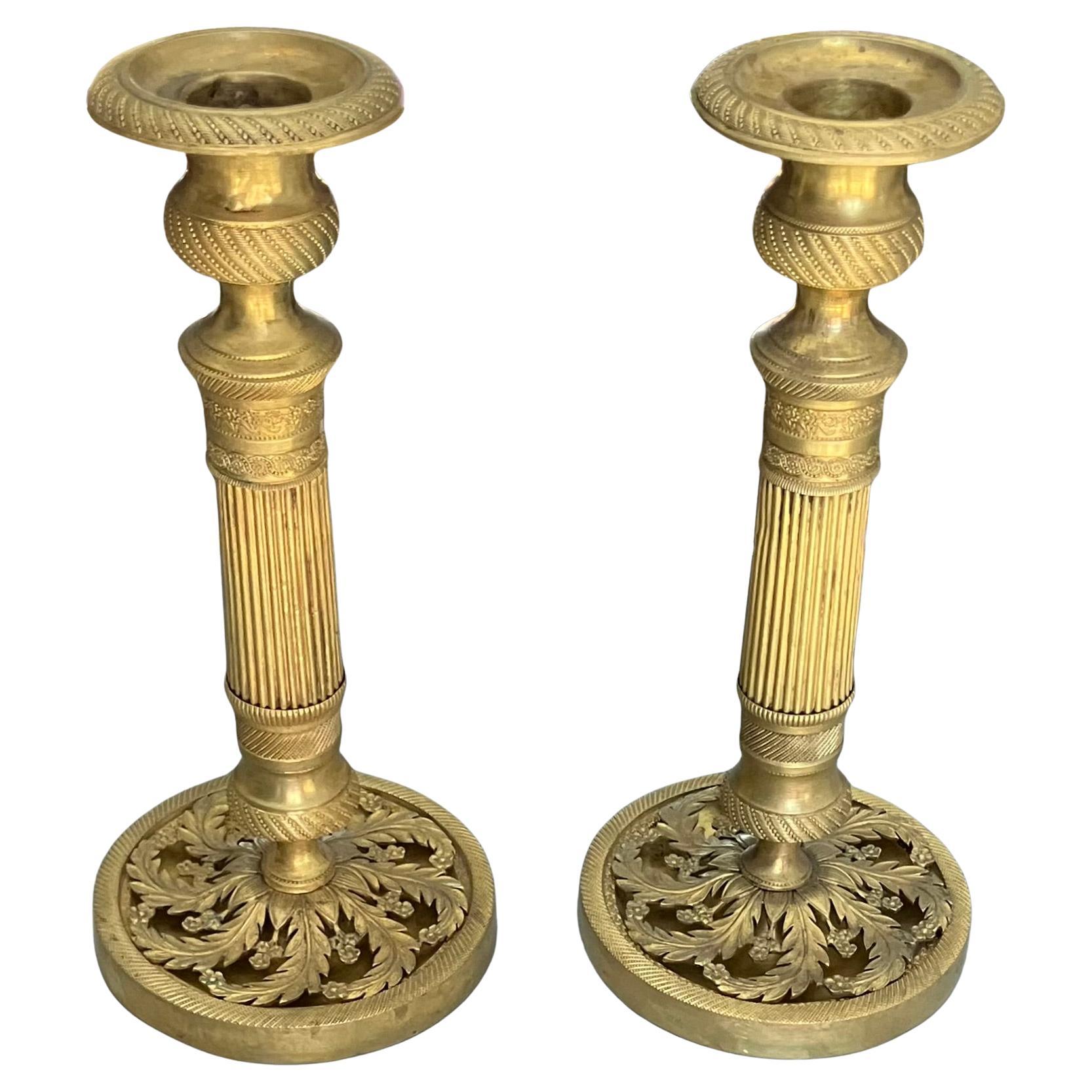 Paire de chandeliers en bronze doré Charles X