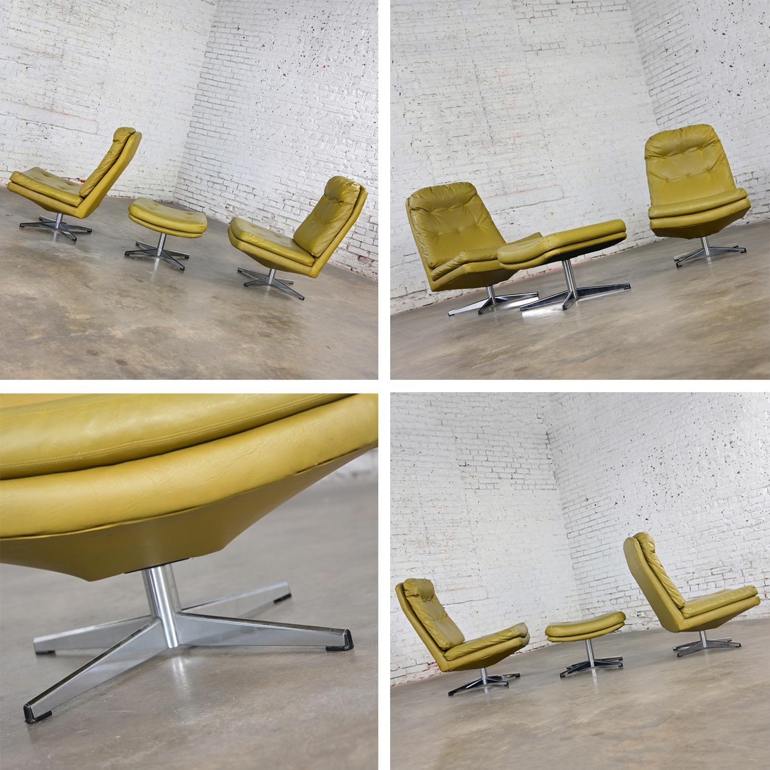 Paire de chaises longues pivotantes Chartreuse en faux cuir et un pouf style Overman en vente 8
