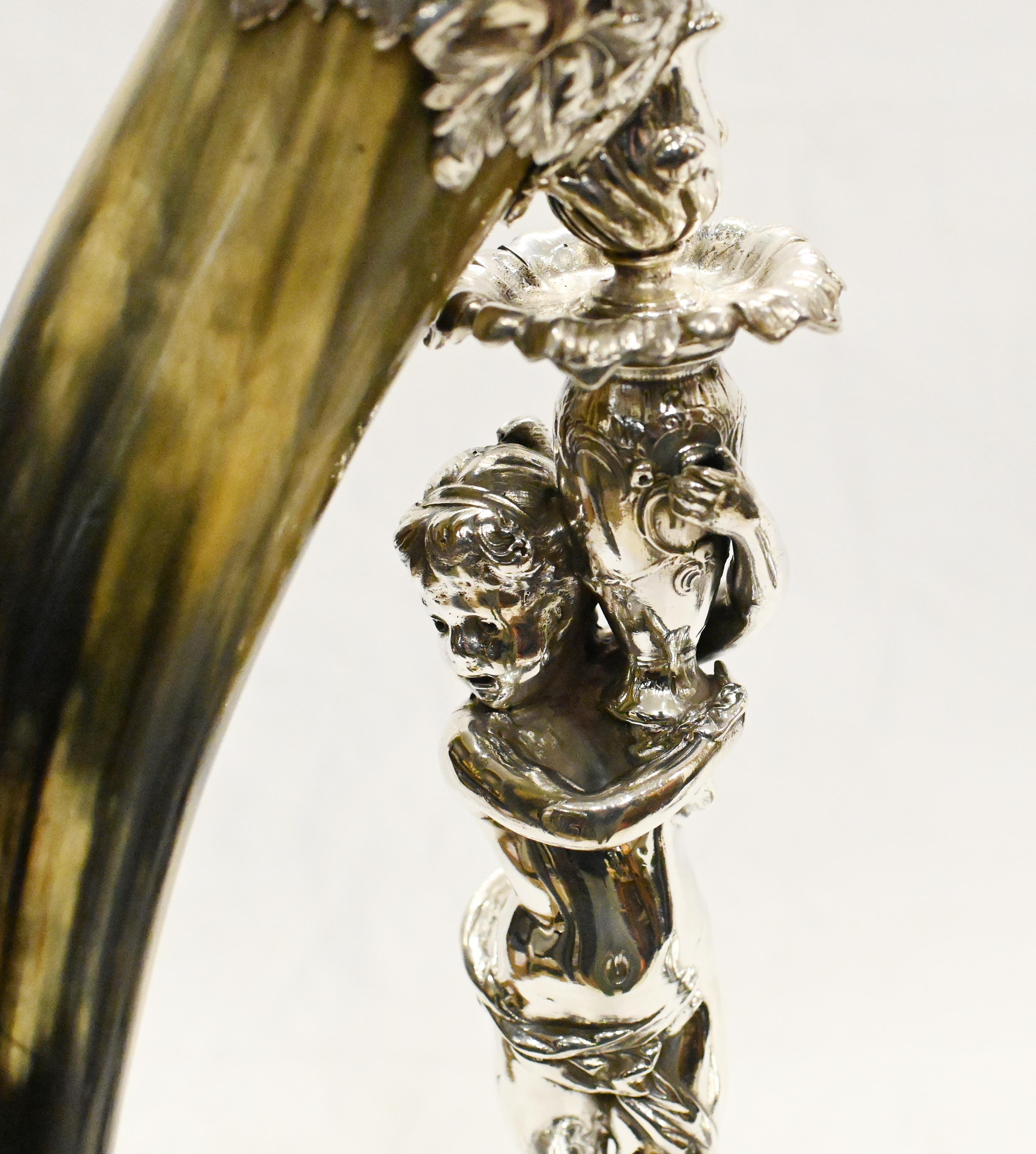 Paar Cherub Horn Vasen Silber Platte Füllhorn (Versilberung) im Angebot