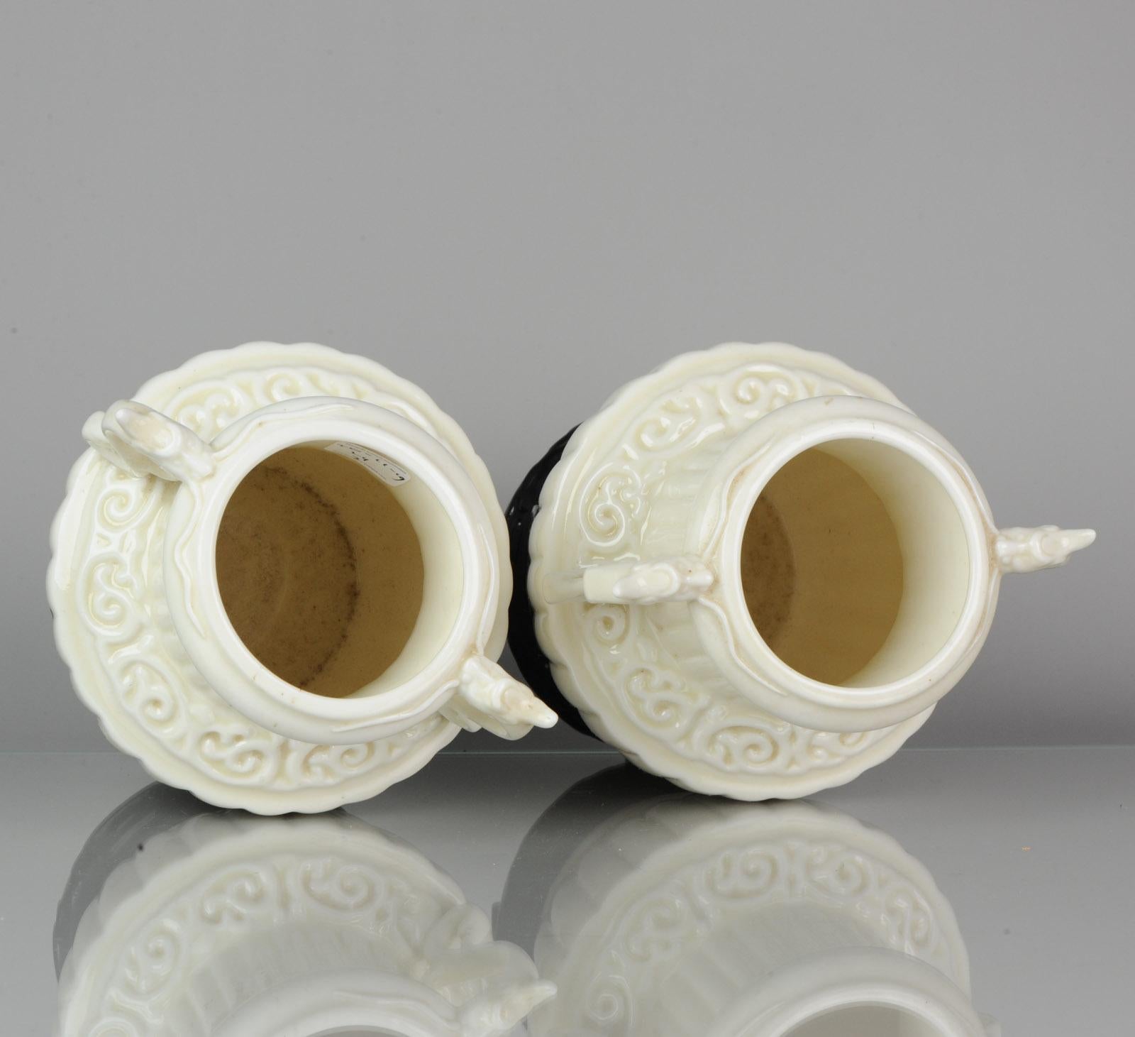 Paire de vases en porcelaine blanche monochrome Dehua 1978 Chine PRoC en vente 9