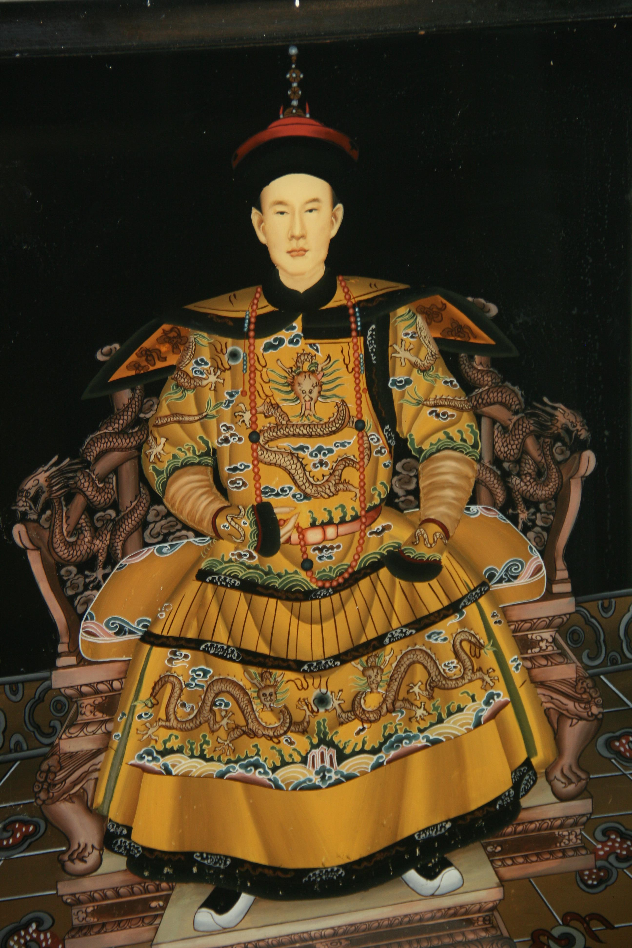 Paar chinesische Ancestor-Reverse-Gemälde auf Glas (Mitte des 20. Jahrhunderts) im Angebot