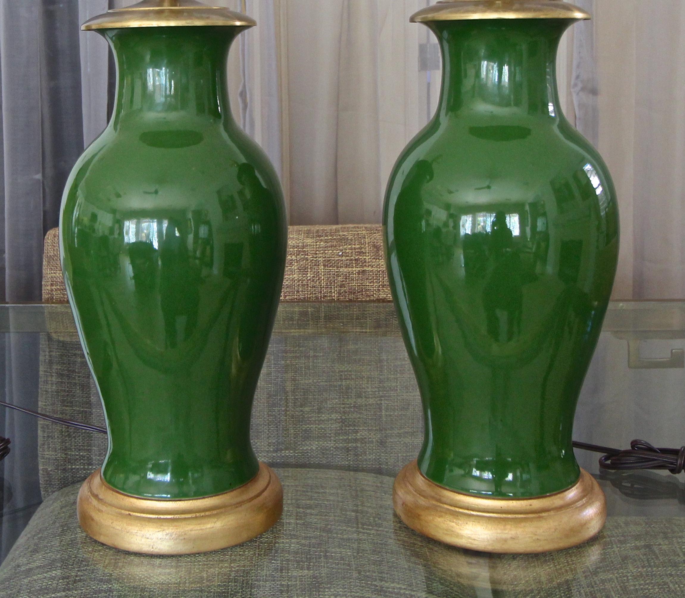 Pair of Chinese Asian Dark Green Porcelain Table Lamps 8