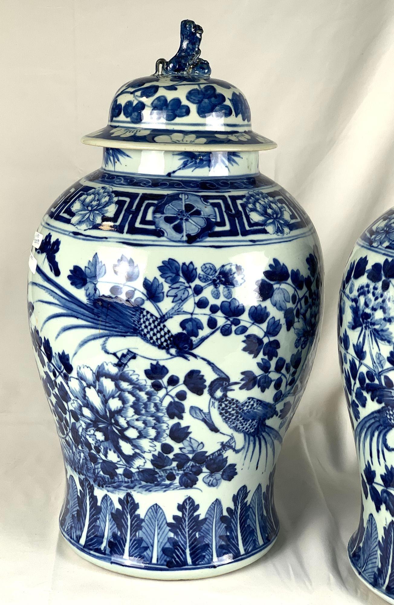 19th Century Pair Chinese Blue and White Covered Jars Hand Painted Qing Dynasty Circa 1880 For Sale
