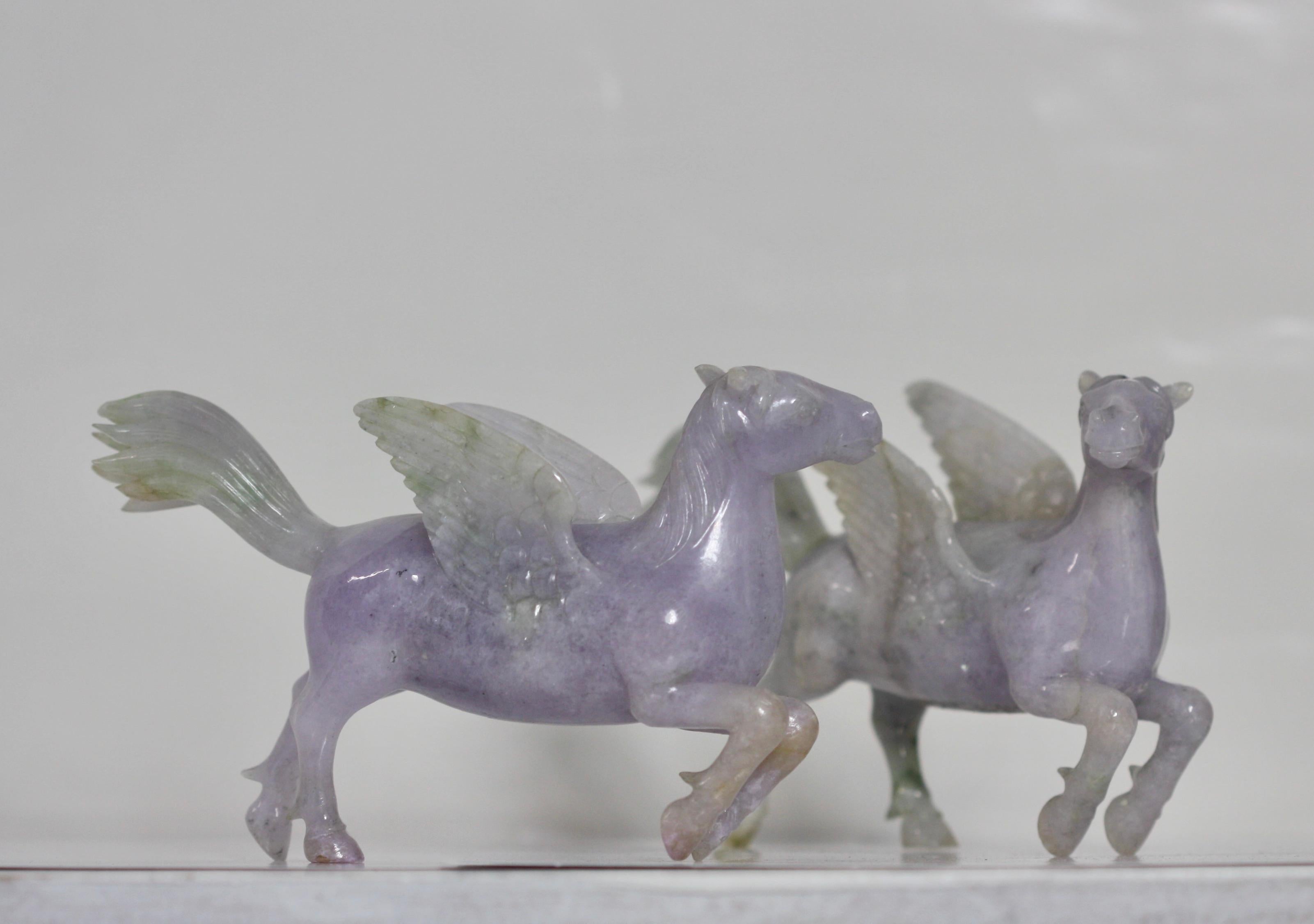 Pair of Chinese Carved Jade Winged Horses In Good Condition For Sale In West Palm Beach, FL