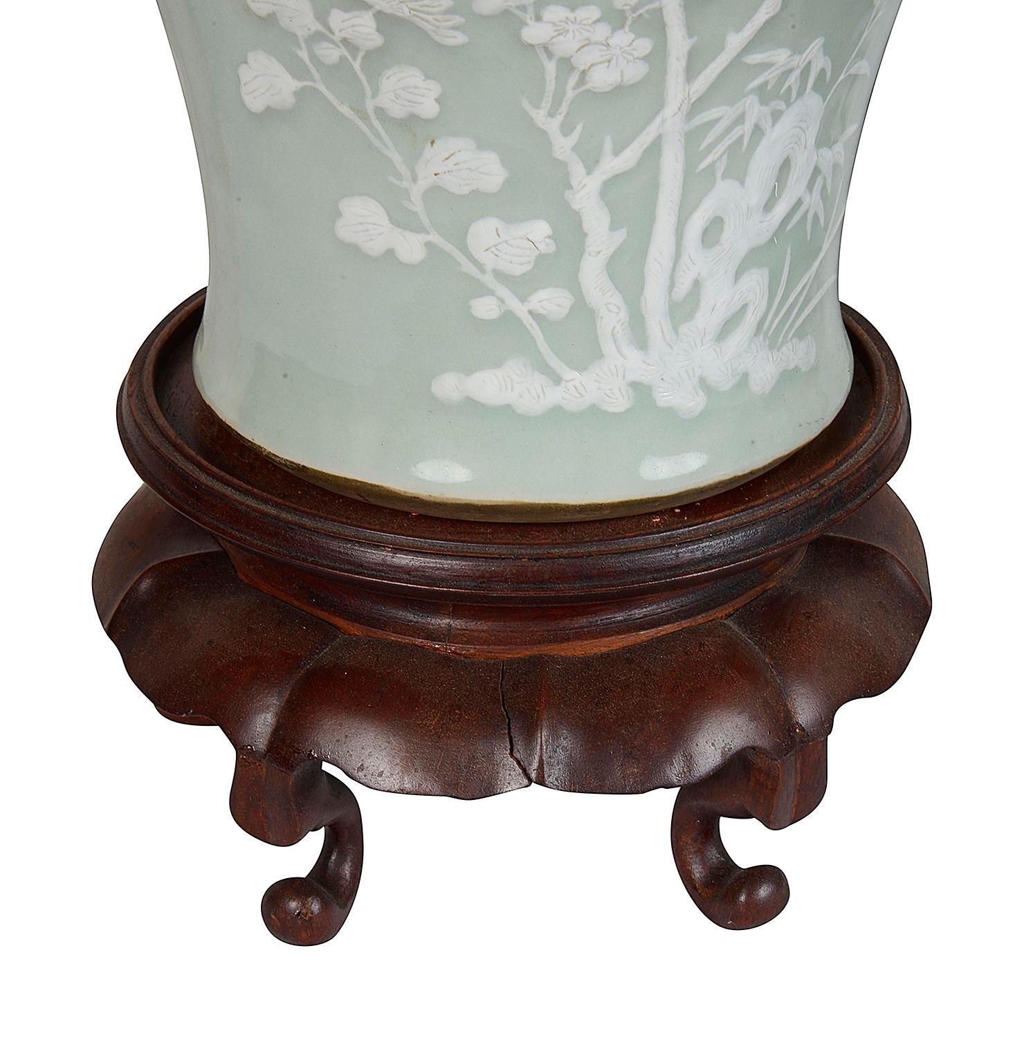 Paar chinesische Celadon-Vasen/Lampen, spätes 19. Jahrhundert. (Chinesischer Export) im Angebot
