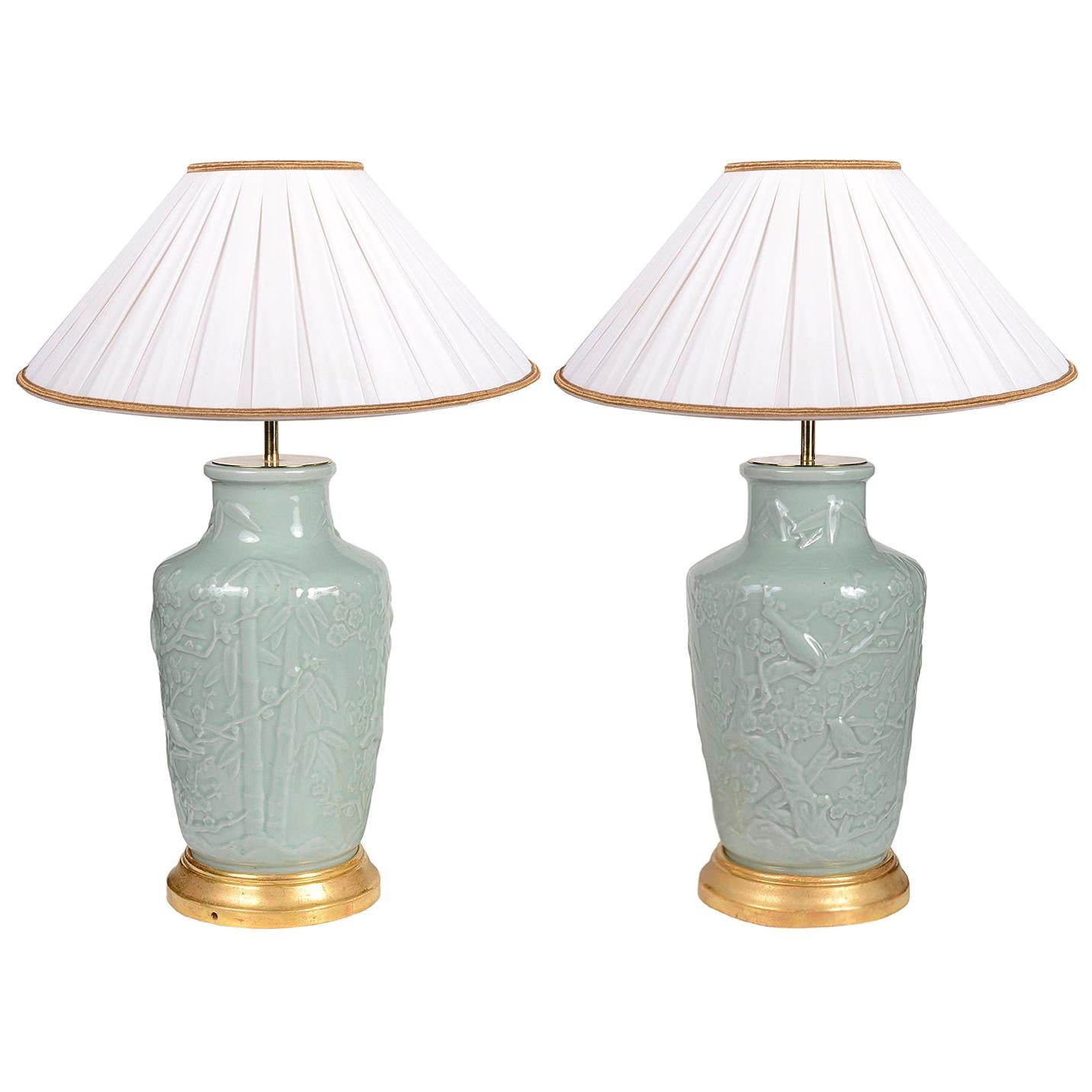Paar chinesische Celedon-Porzellanvasen/Lampen, um 1900