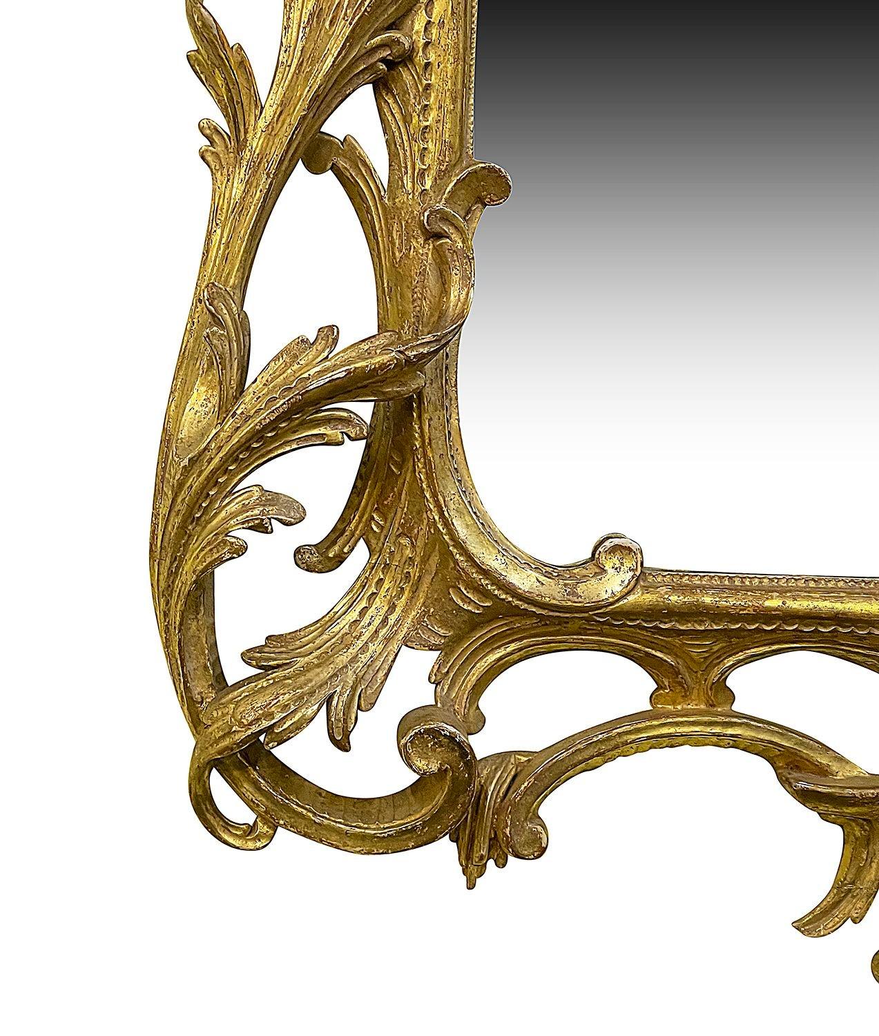 Bois doré Paire de miroirs muraux chinois de style Chippendale, 19e siècle en vente