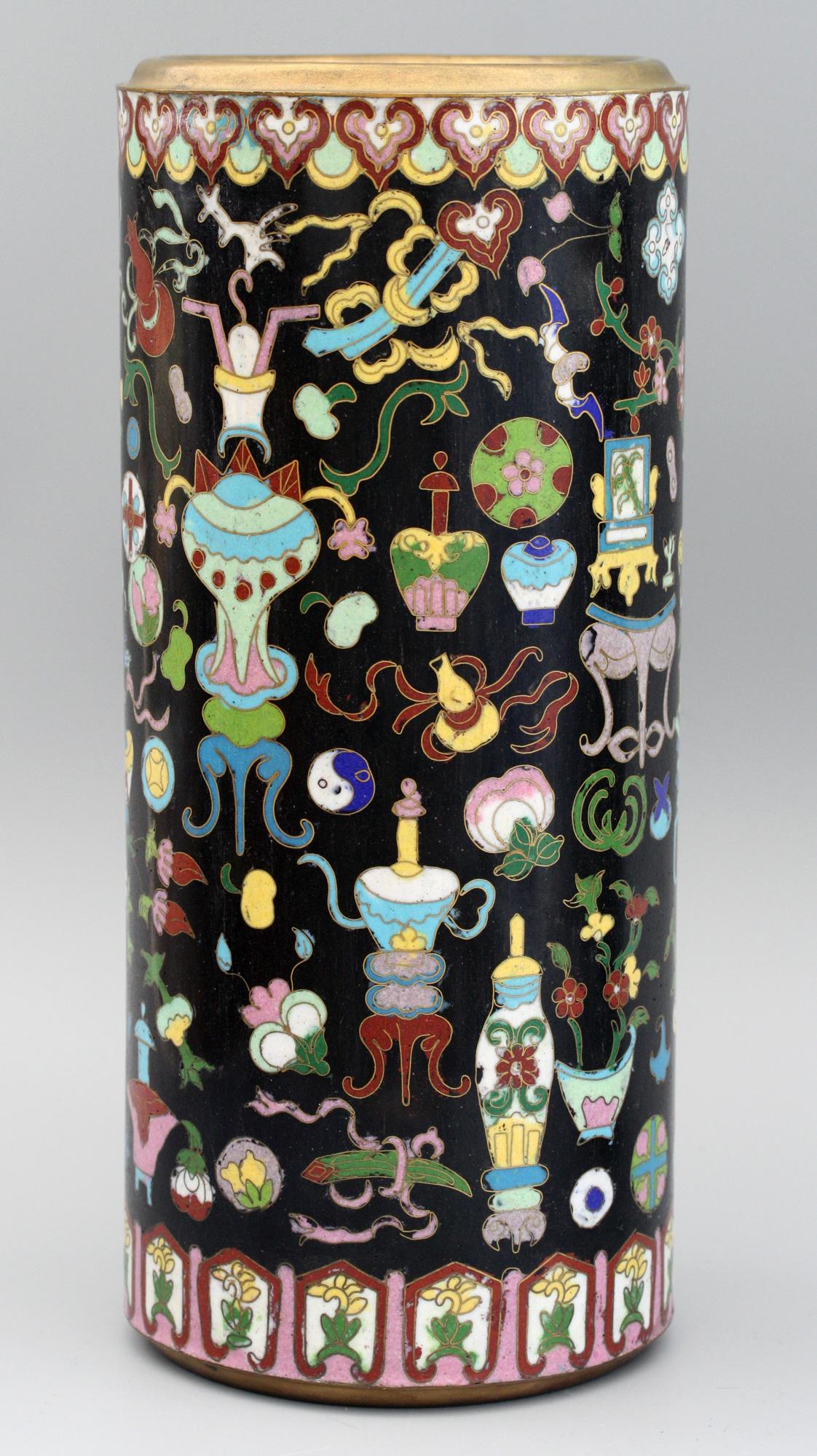 Pair of Chinese Cloisonné Cylindrical Precious Object Vases For Sale 3