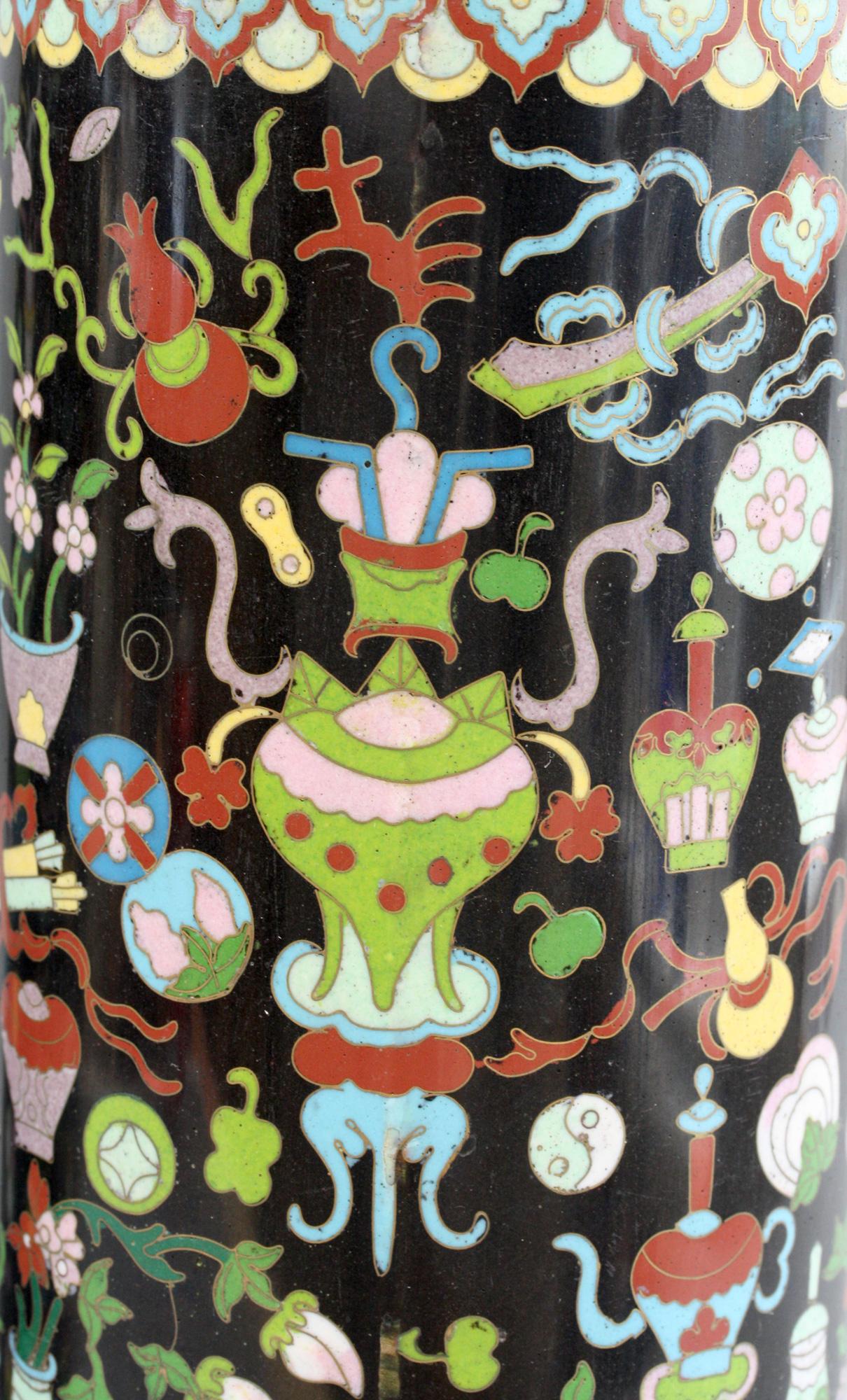 Paar chinesische zylindrische Cloisonné-Vasen für kostbare Objekte im Angebot 5