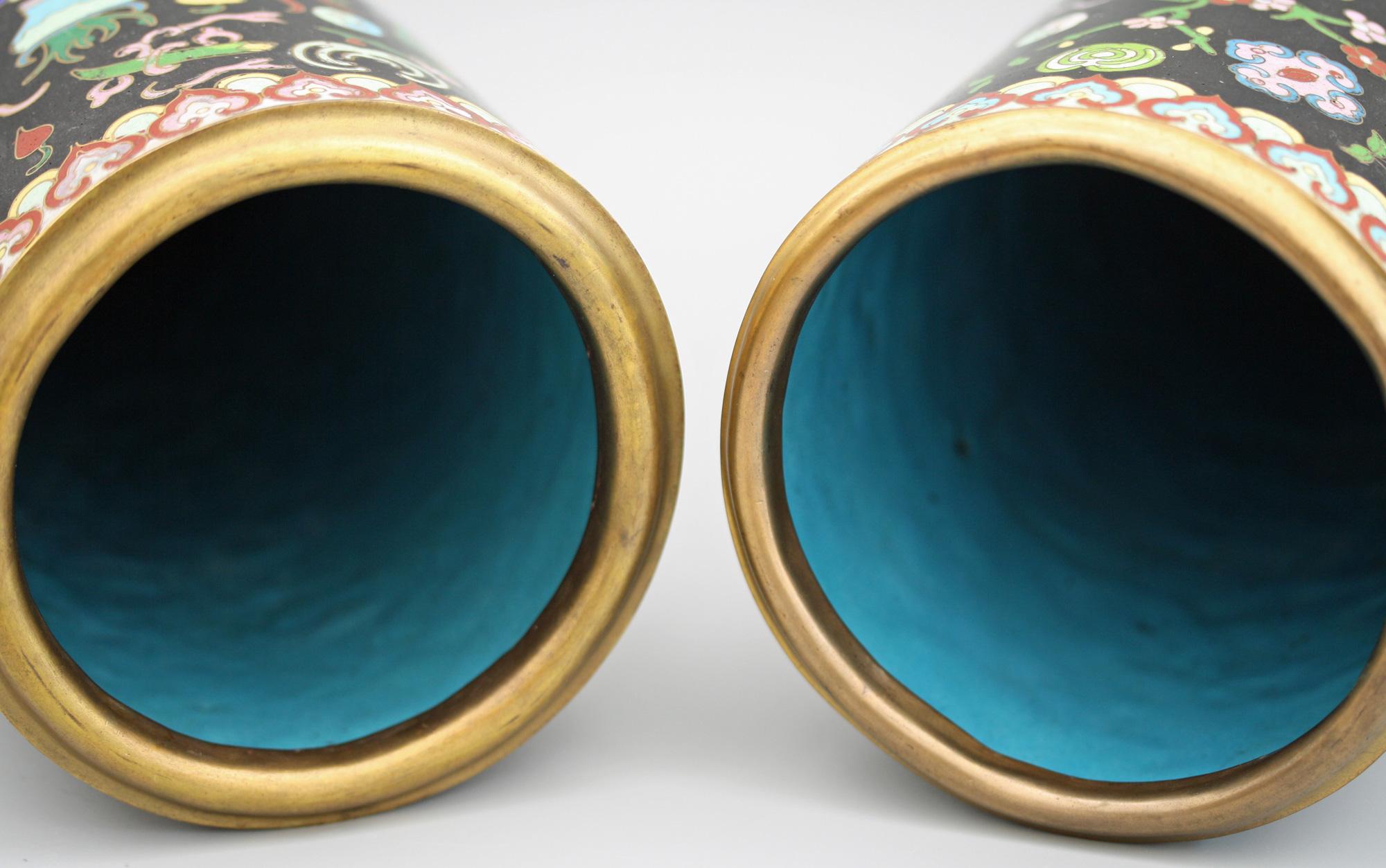 Pair of Chinese Cloisonné Cylindrical Precious Object Vases For Sale 8