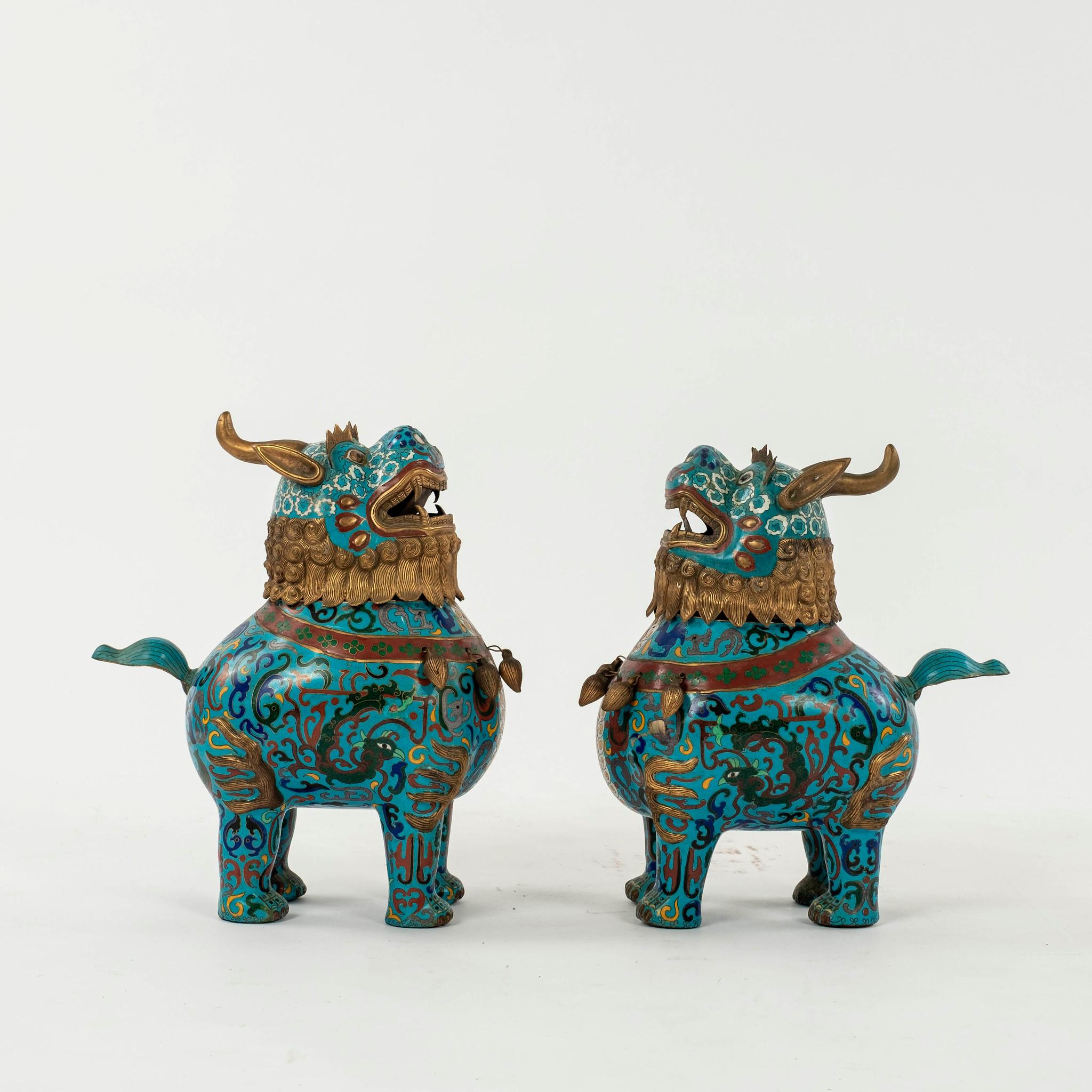 Chinese Export Pair Chinese Cloisonné Fu Dogs For Sale