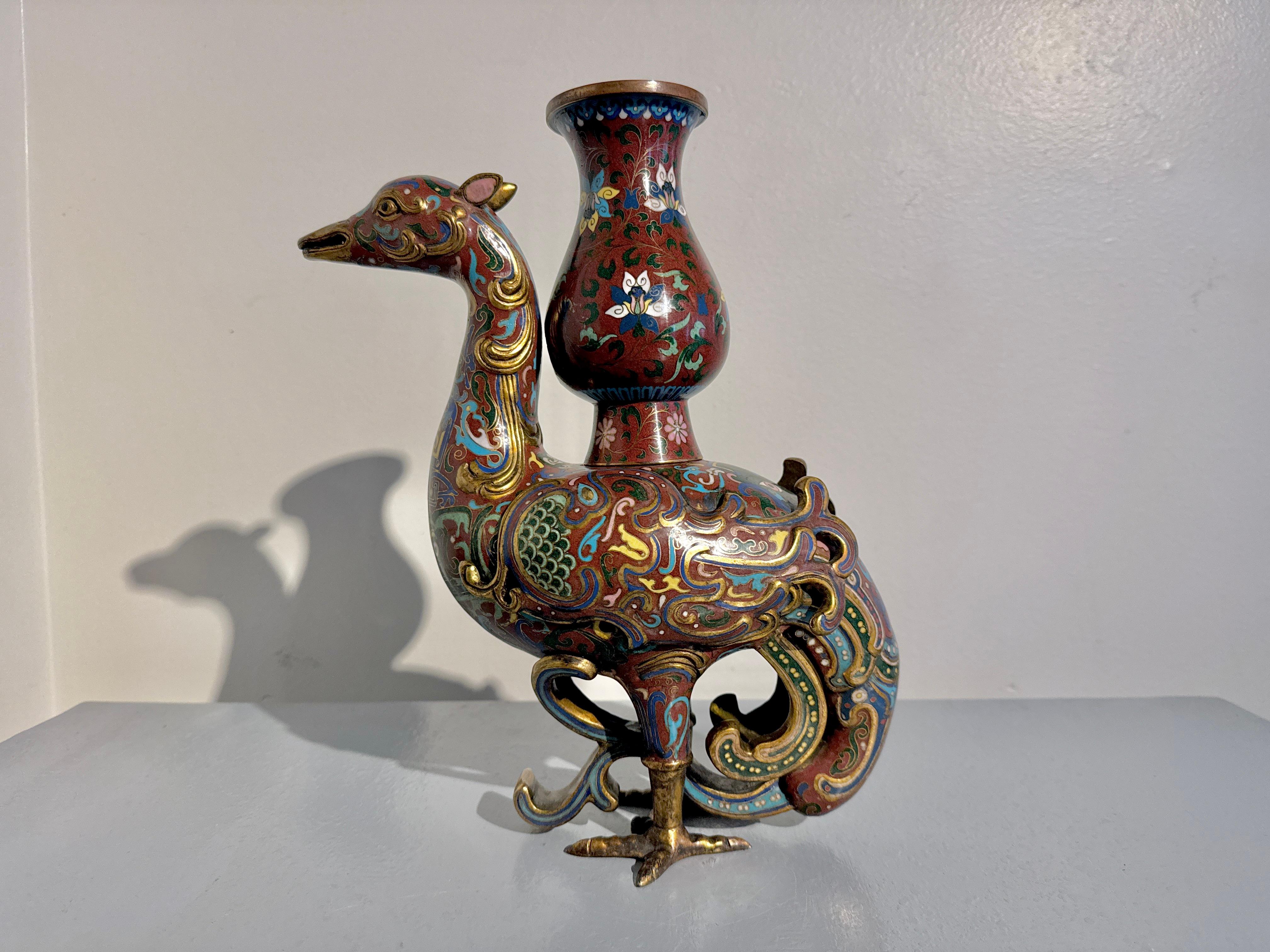 Paire de vases Phoenix Zun en cloisonné, dynastie Qing tardive, c. 1900, Chine en vente 3