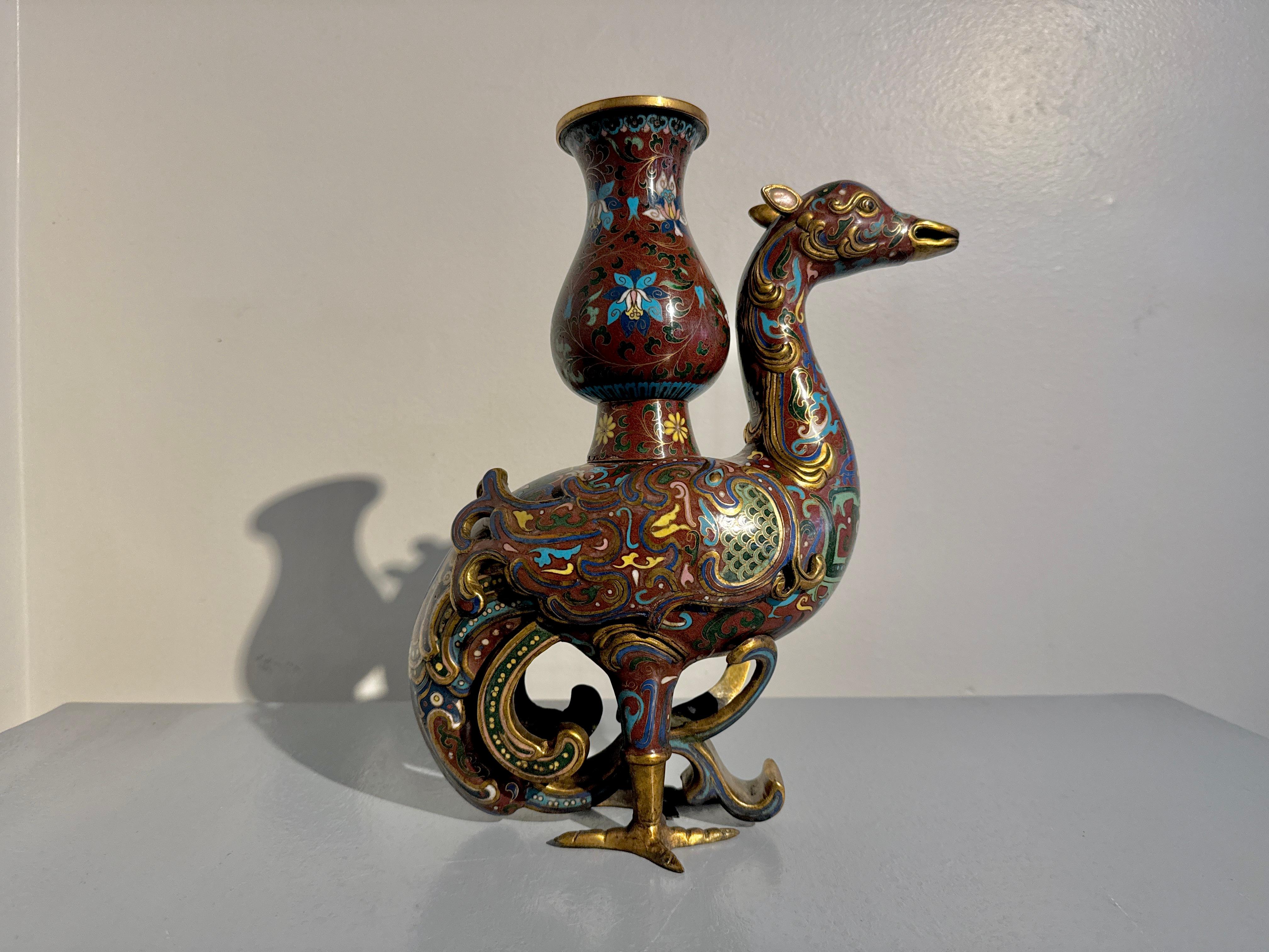 Paire de vases Phoenix Zun en cloisonné, dynastie Qing tardive, c. 1900, Chine en vente 7