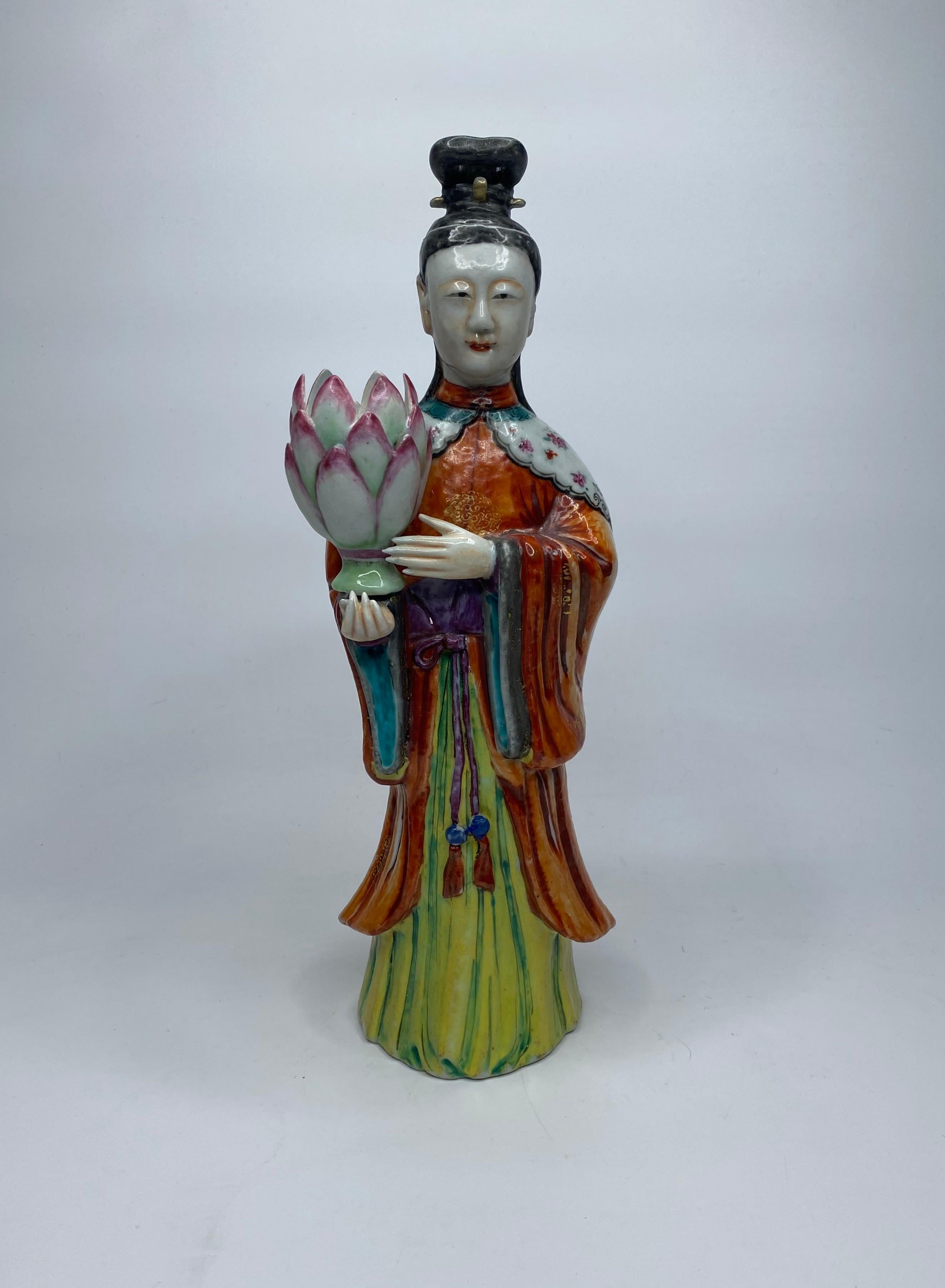 Pair Chinese Court Lady candlesticks, c. 1760, Qianlong. For Sale 6