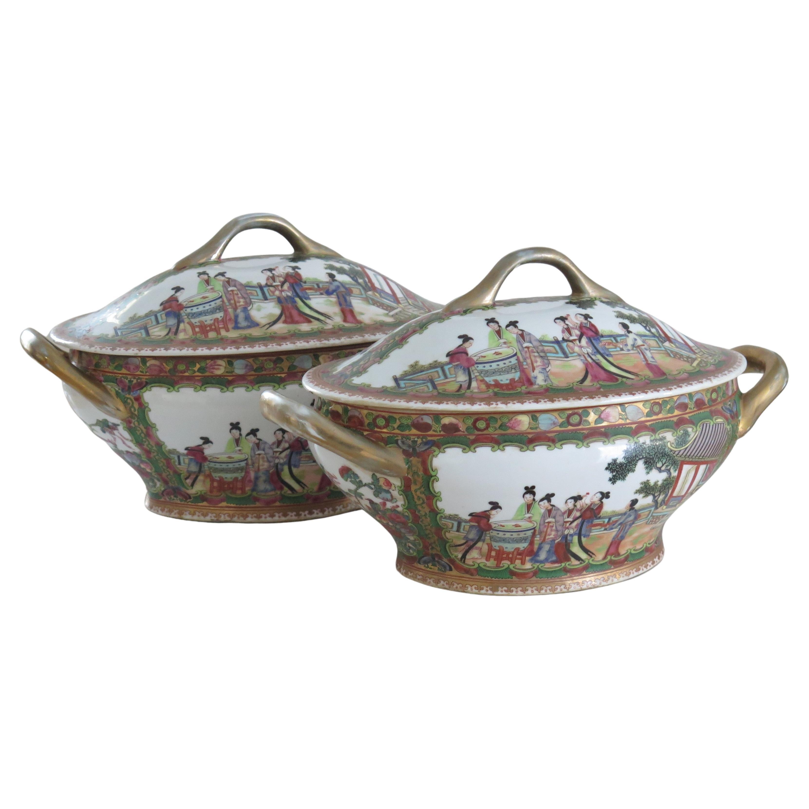 PAIR Chinese Export Large Tureens Porcelain Famille Rose hand Painted, Ca 1925 For Sale