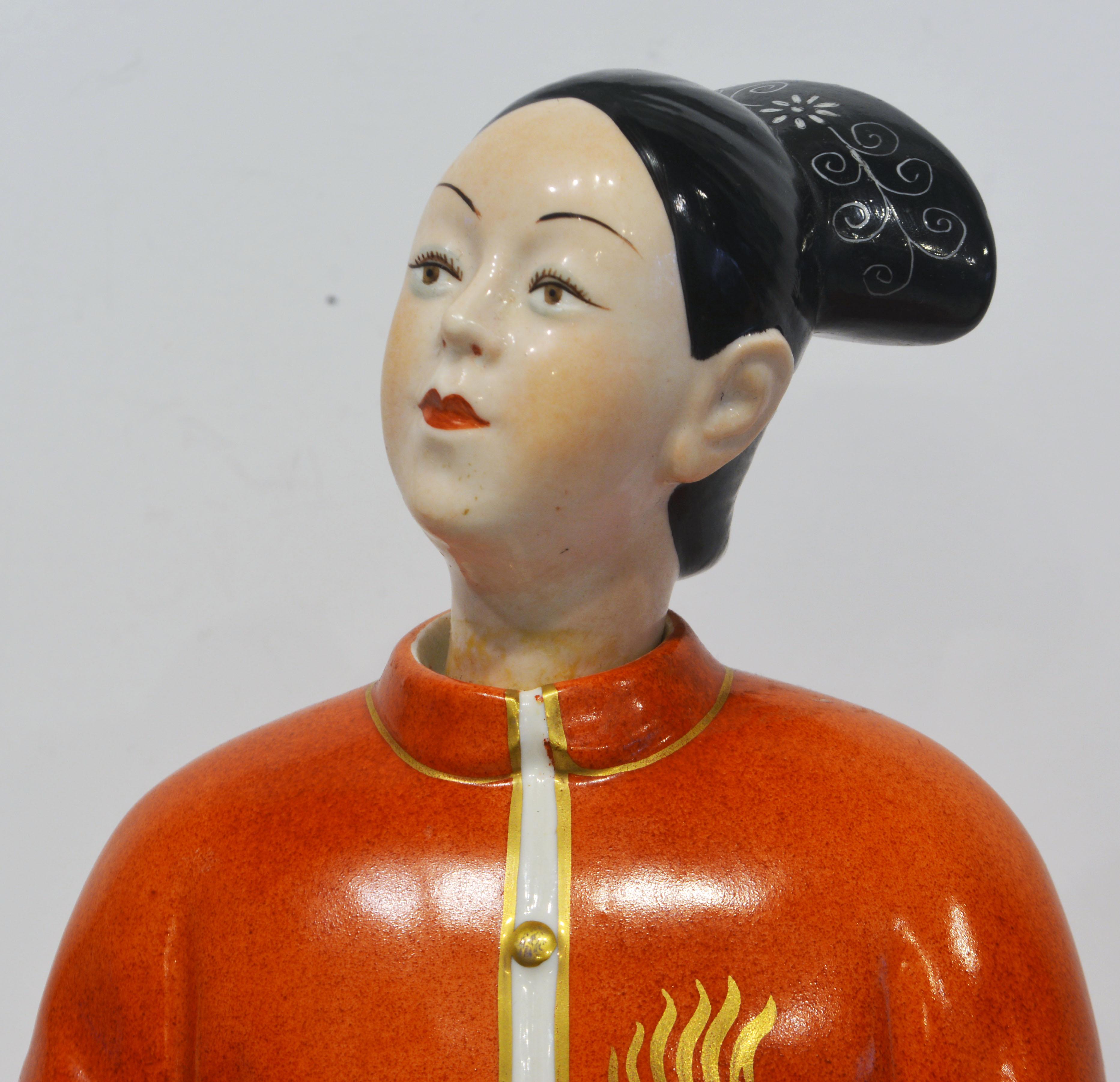 Chinese Export Style Porcelain Nodding Head Mandarins by Mottahedeh, Italy, Pair 4