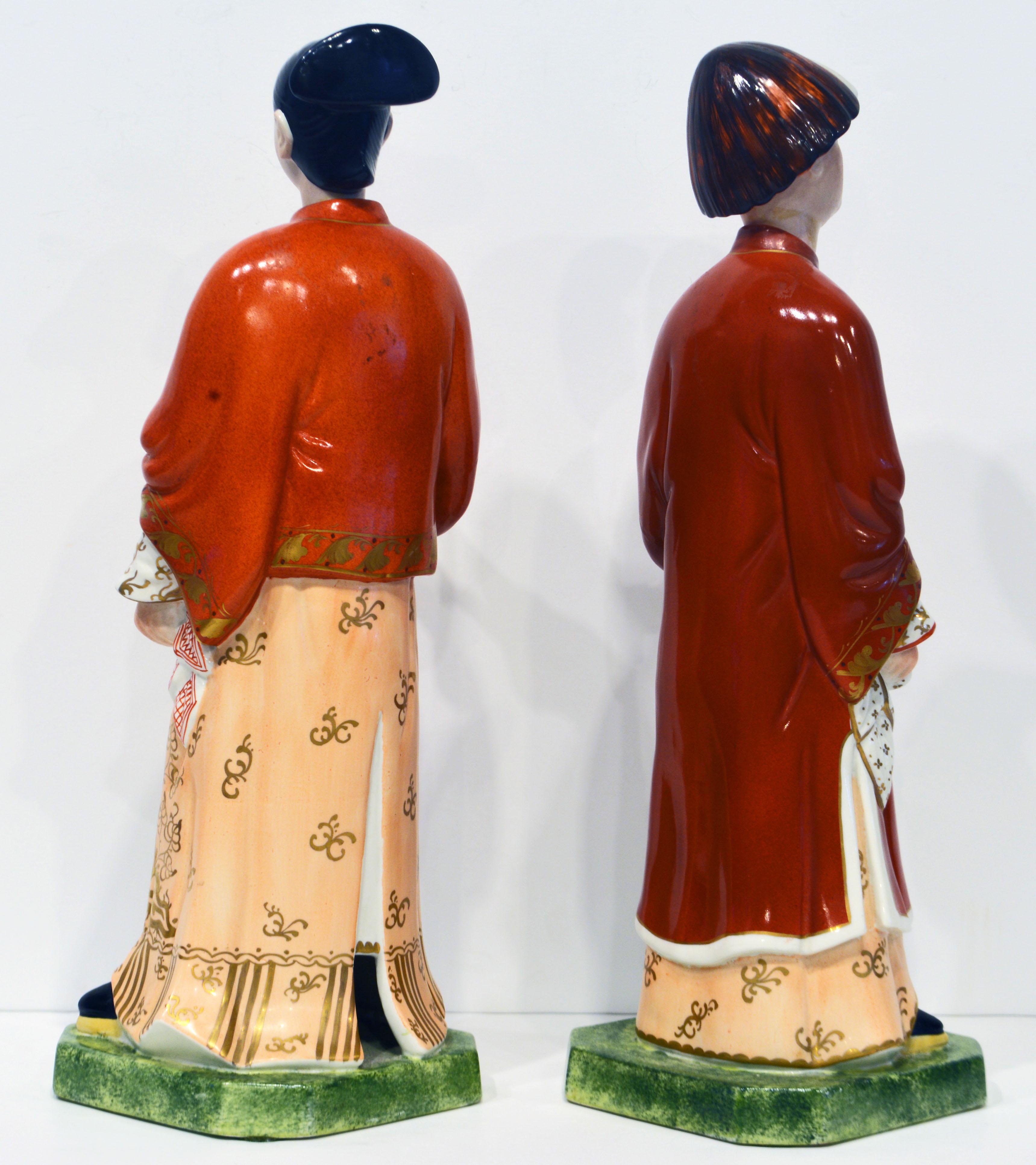 Chinese Export Style Porcelain Nodding Head Mandarins by Mottahedeh, Italy, Pair In Good Condition In Ft. Lauderdale, FL