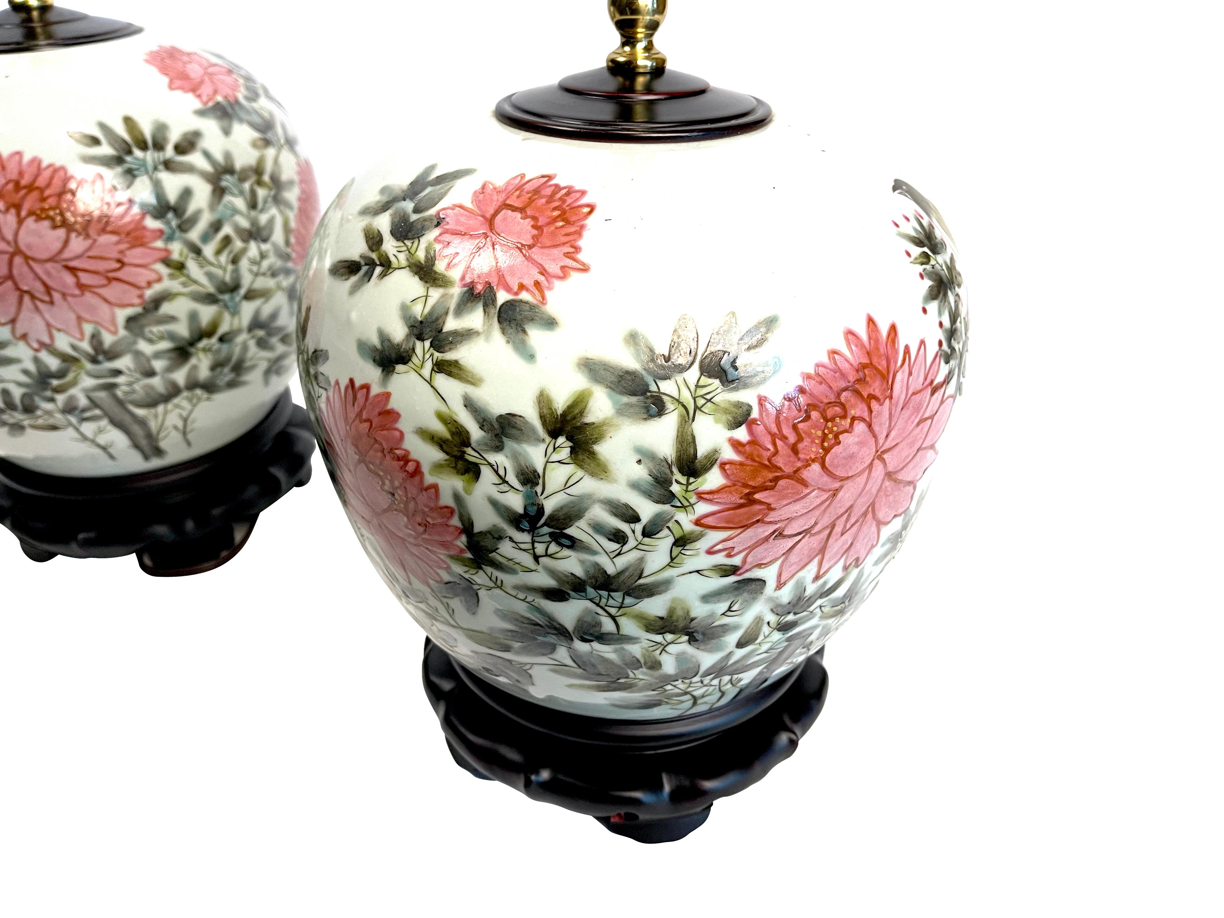 Pair of Chinese Ginger Jar Chrysanthemum Porcelain Lamps 1