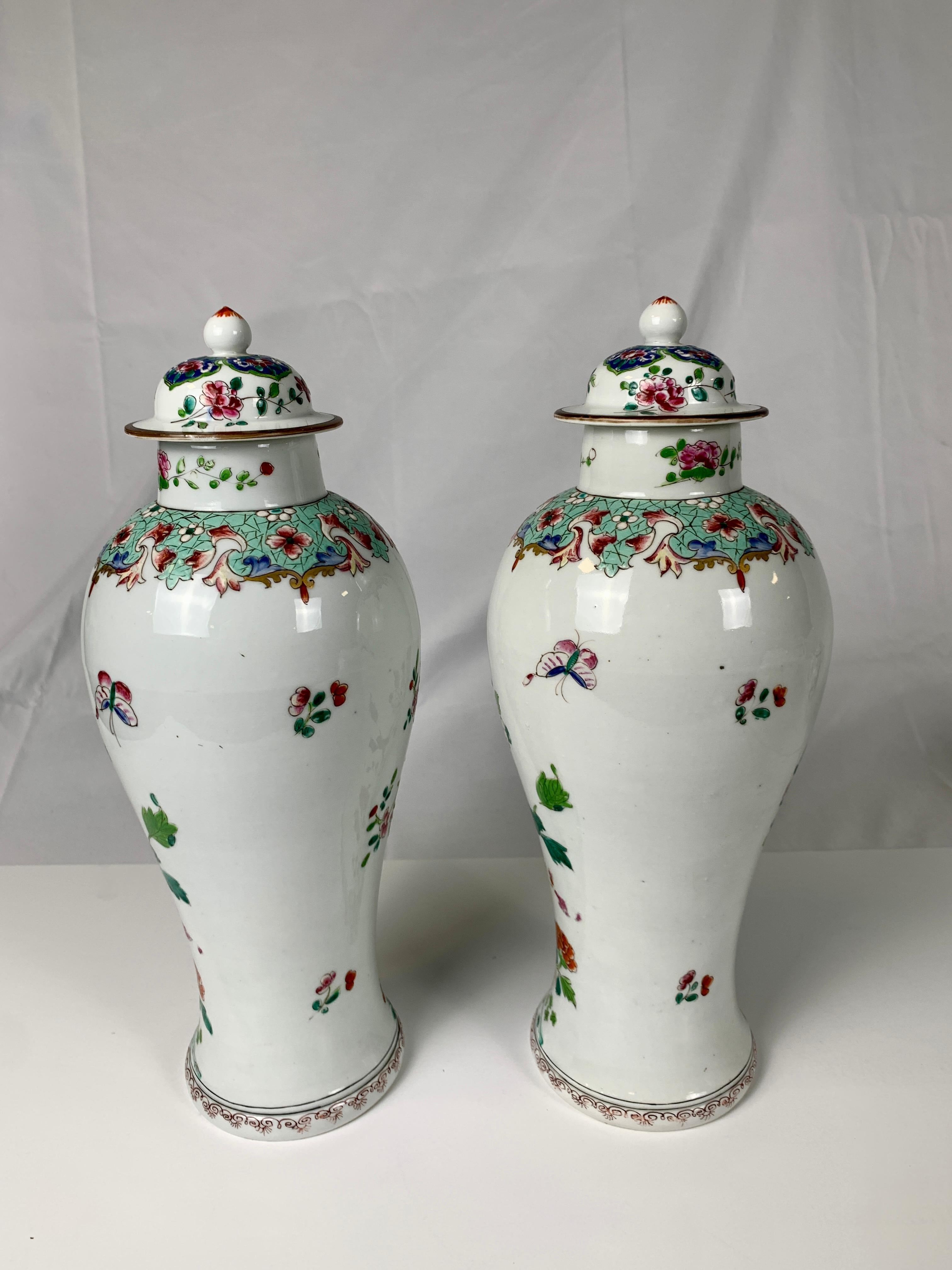 Pair of Chinese Porcelain Mantle Vases in the Famille Rose Palette In Excellent Condition In Katonah, NY