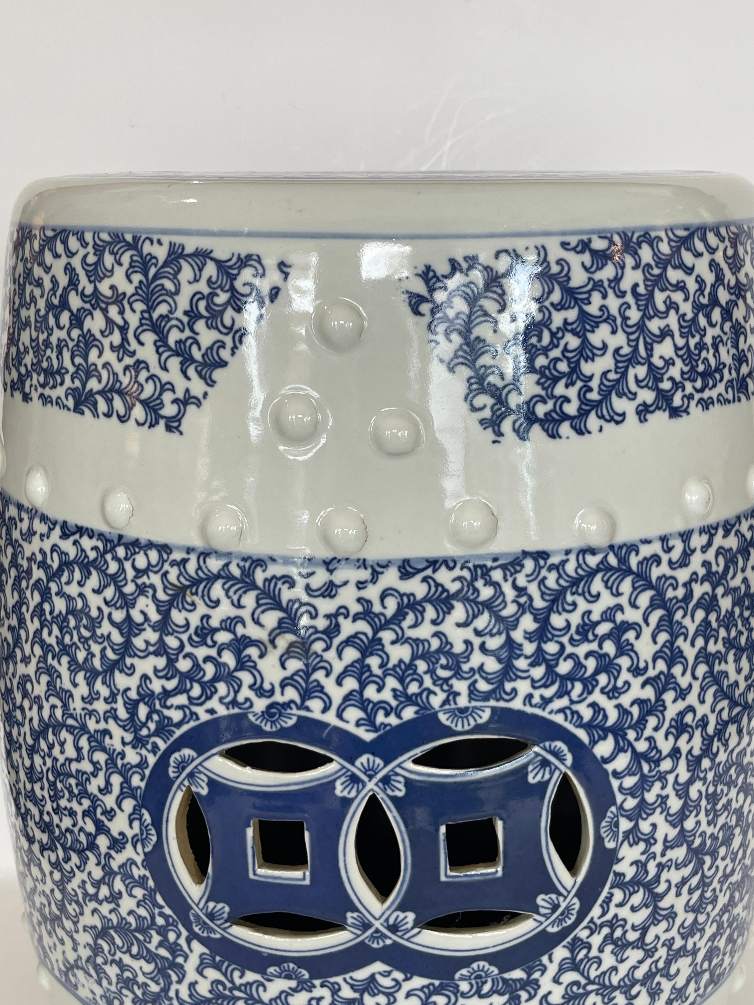 Pair Chinese Heavy Ceramic Hobnails Blue & White Garden Stools 6