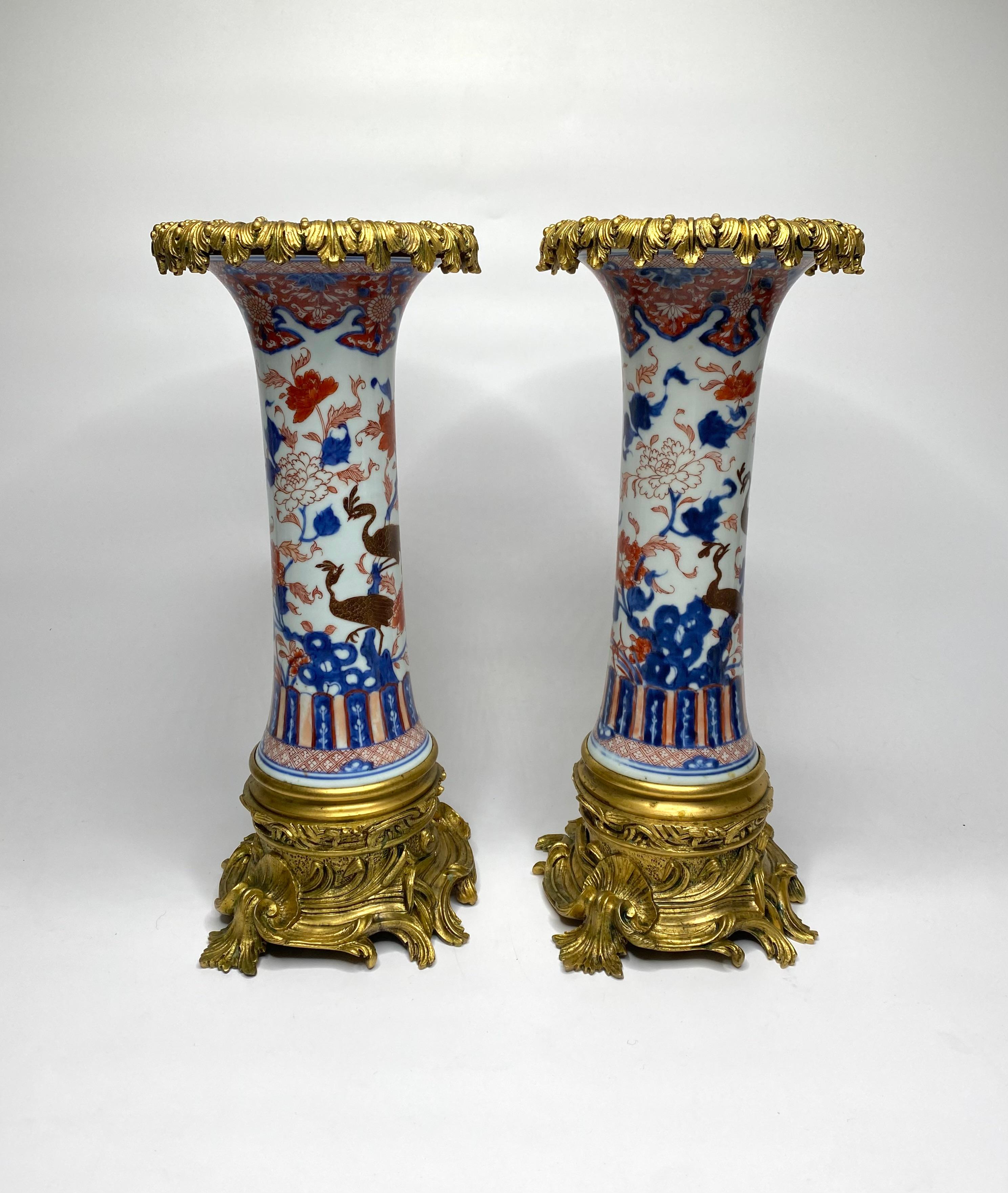 Qing Pair Chinese Imari porcelain and ormolu vases, c. 1700. Kangxi Period. For Sale