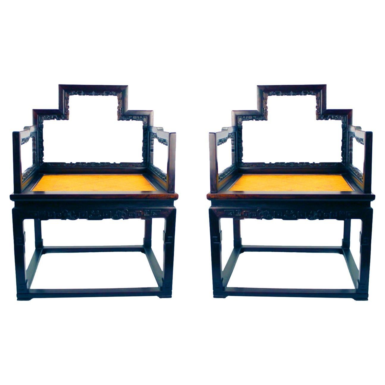 Paar Chinesisch Indien Rot Sandelholz Massiv Zitan geschnitzt Low Back Arm Chair im Angebot