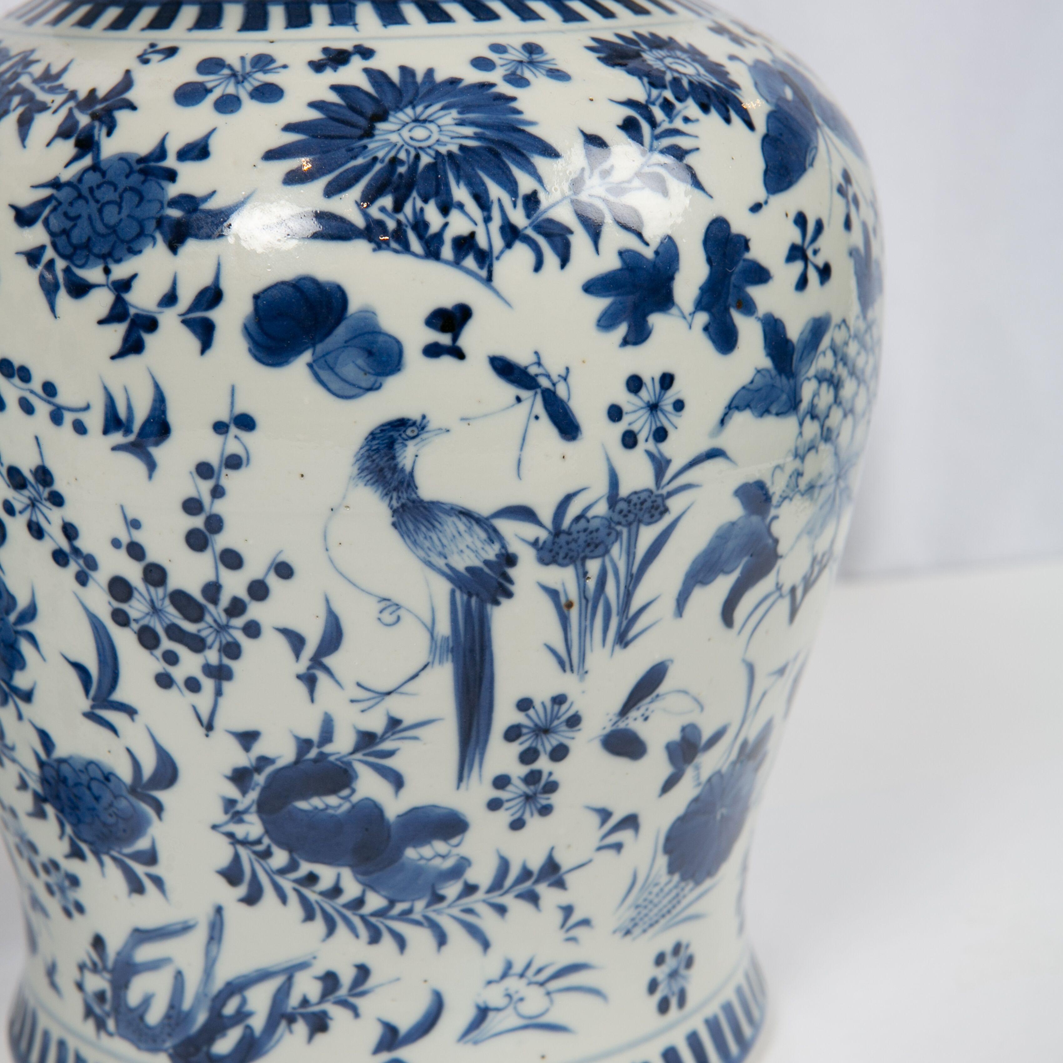 Pair of Chinese Porcelain Blue and White Covered Jars 19th Century Qing Dynasty 3