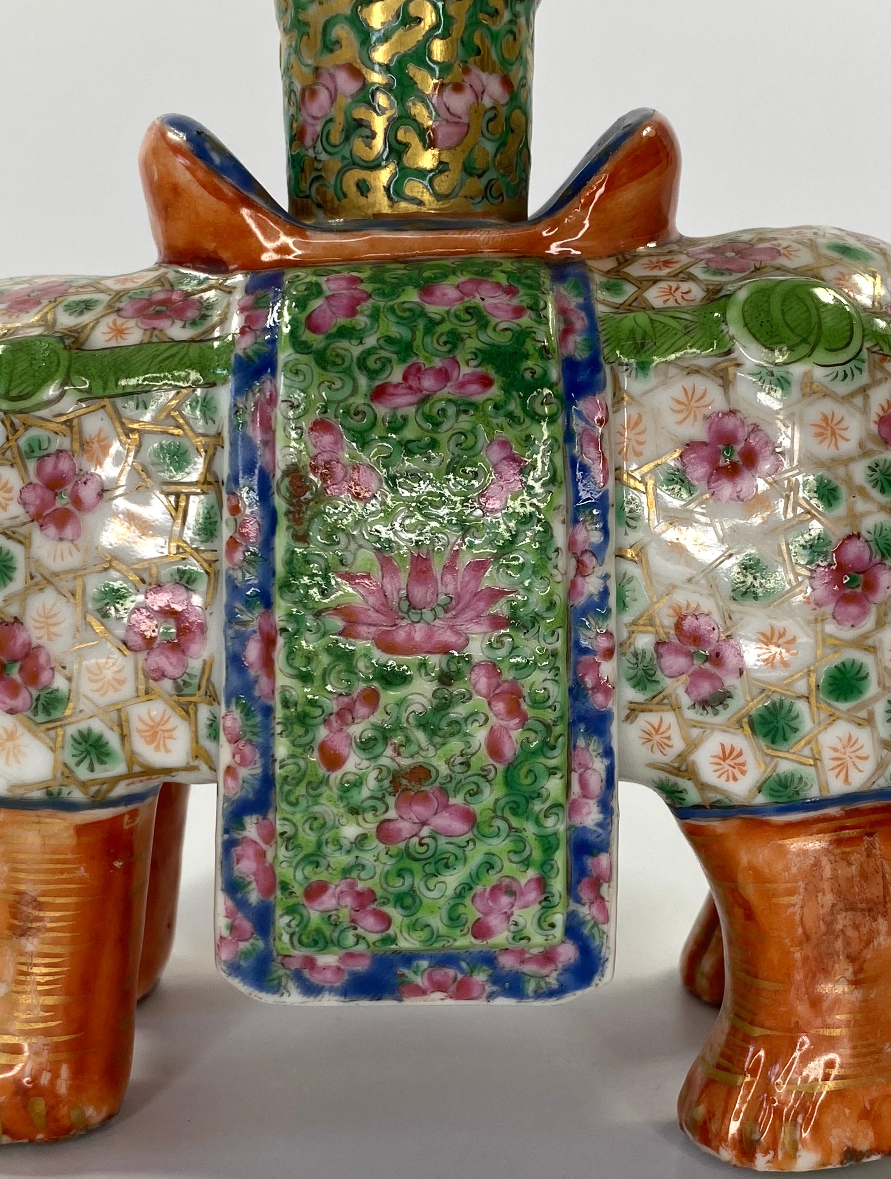 Pair of Chinese Porcelain Elephant Joss Stick Holders, circa 1850, Qing Dynasty 2