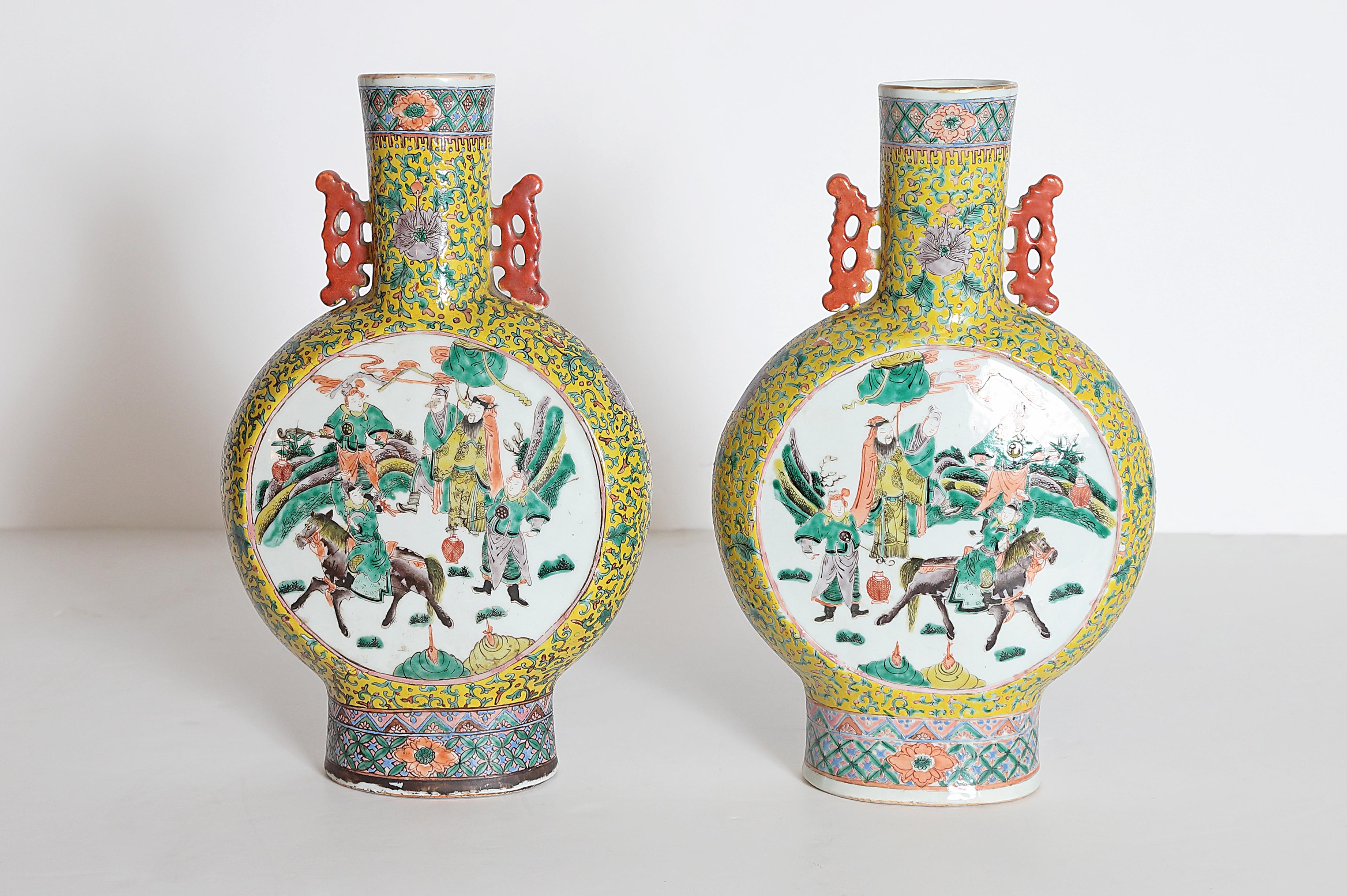 Hand-Painted Pair of Chinese Porcelain Moon Flask Vases