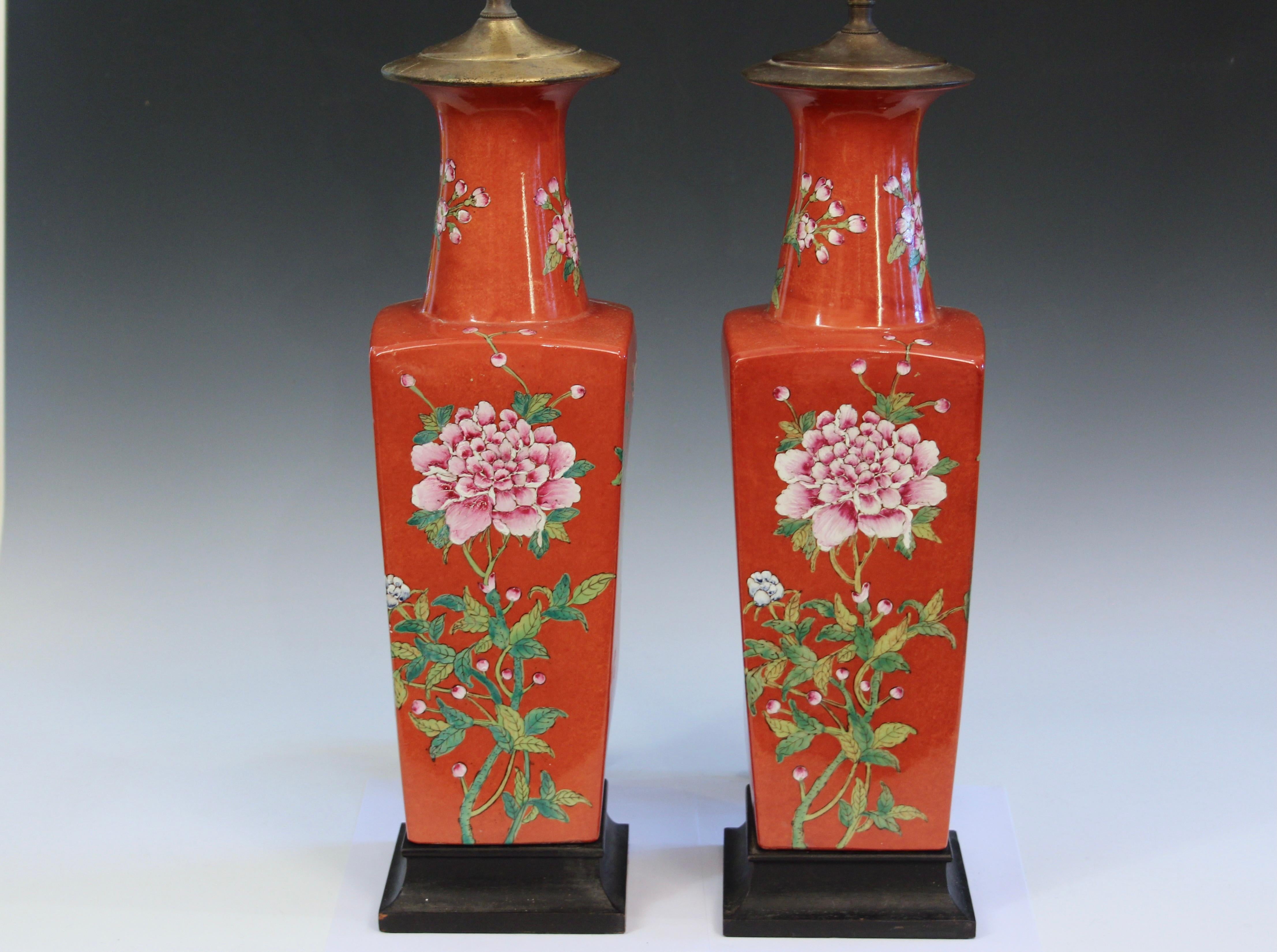 Molded Pair Chinese Porcelain Old Chinoiserie Vintage Square Lamps Vase Famille Rouge For Sale