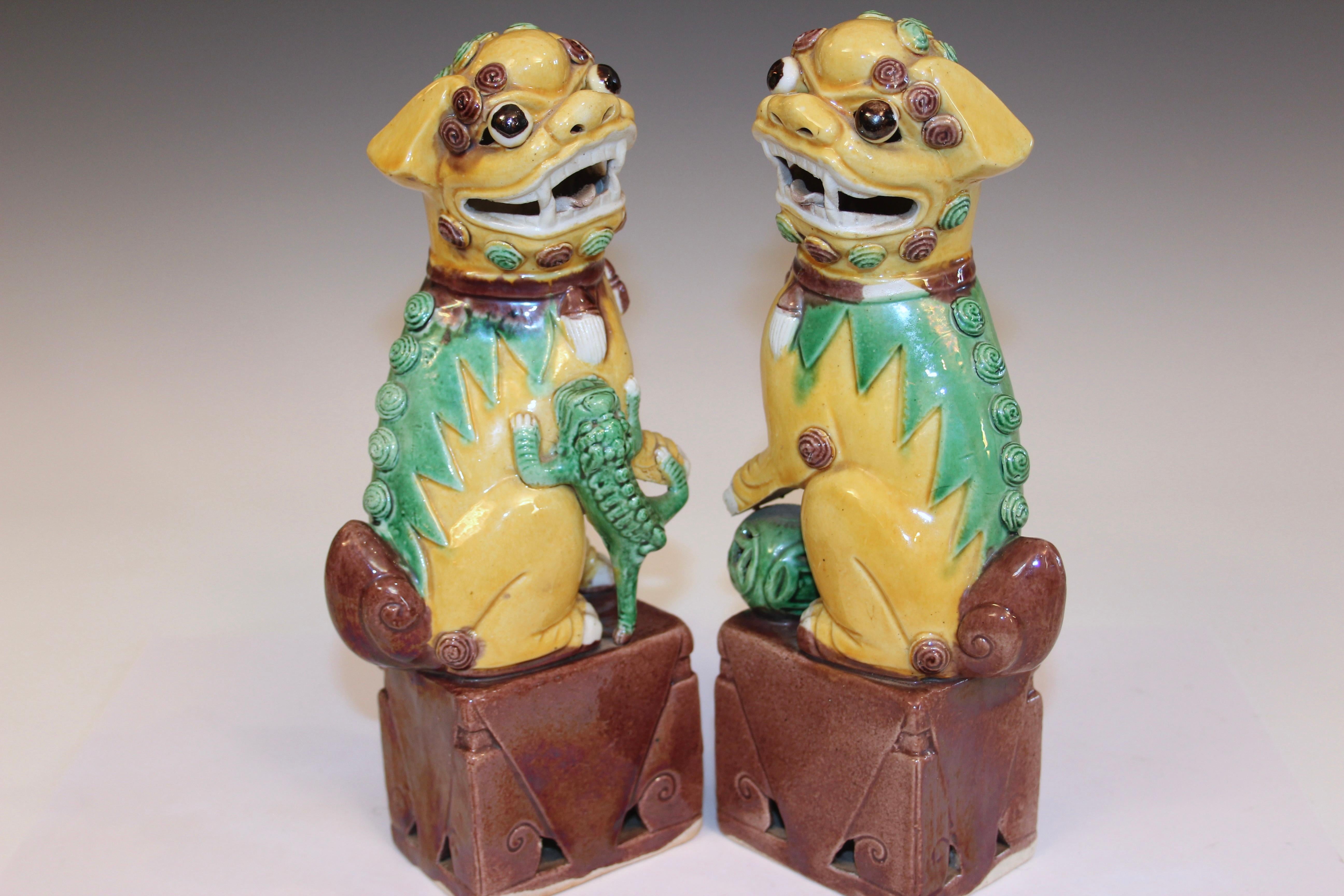 Qing Pair Chinese Porcelain Old Vintage Buddhist Kangxi Lions Foo Dogs Vintage