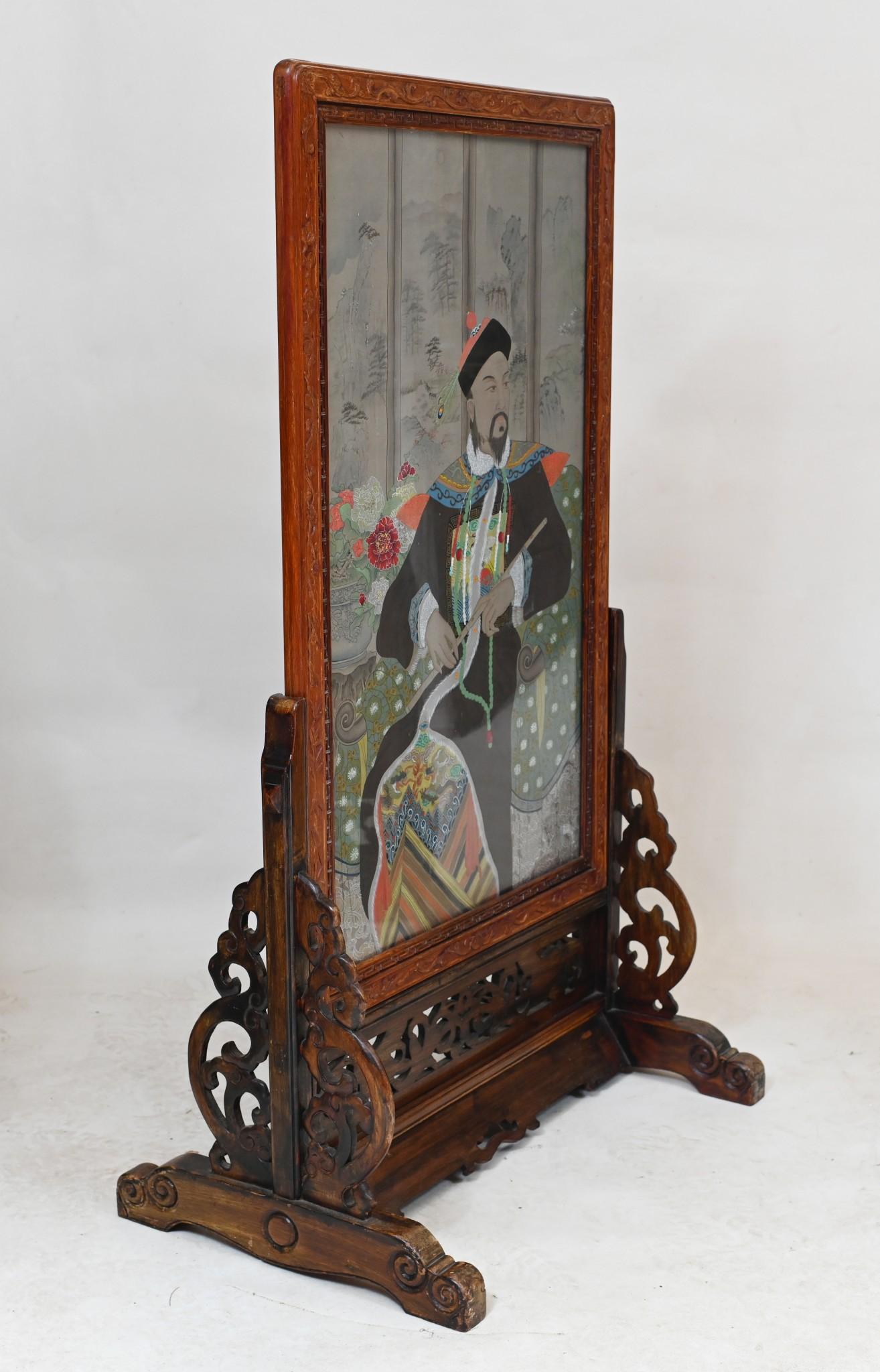 Pair Chinese Silk Woven Hardwood Screens Antique 1840 Qianlong Emperor For Sale 2