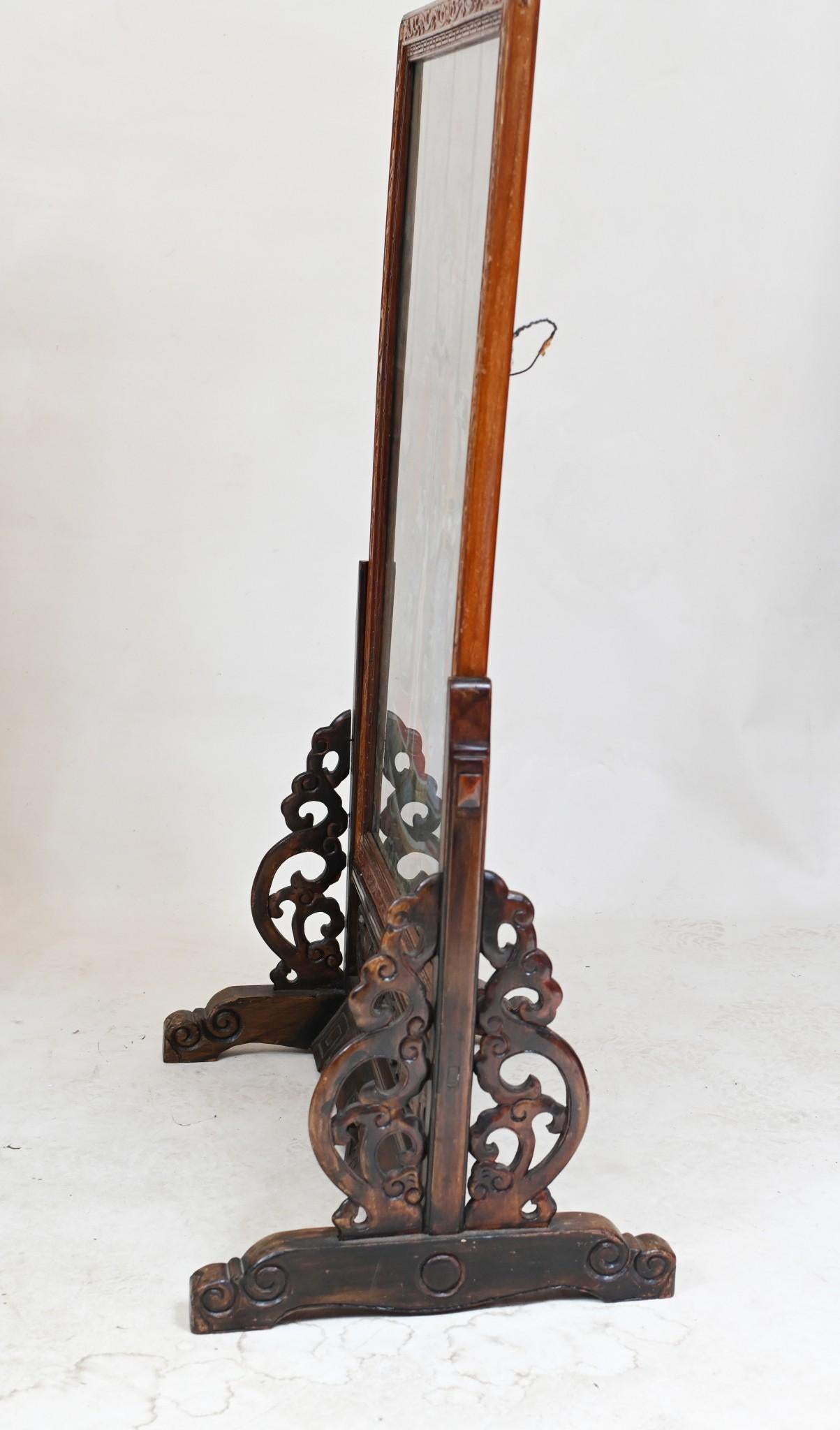 Pair Chinese Silk Woven Hardwood Screens Antique 1840 Qianlong Emperor For Sale 3