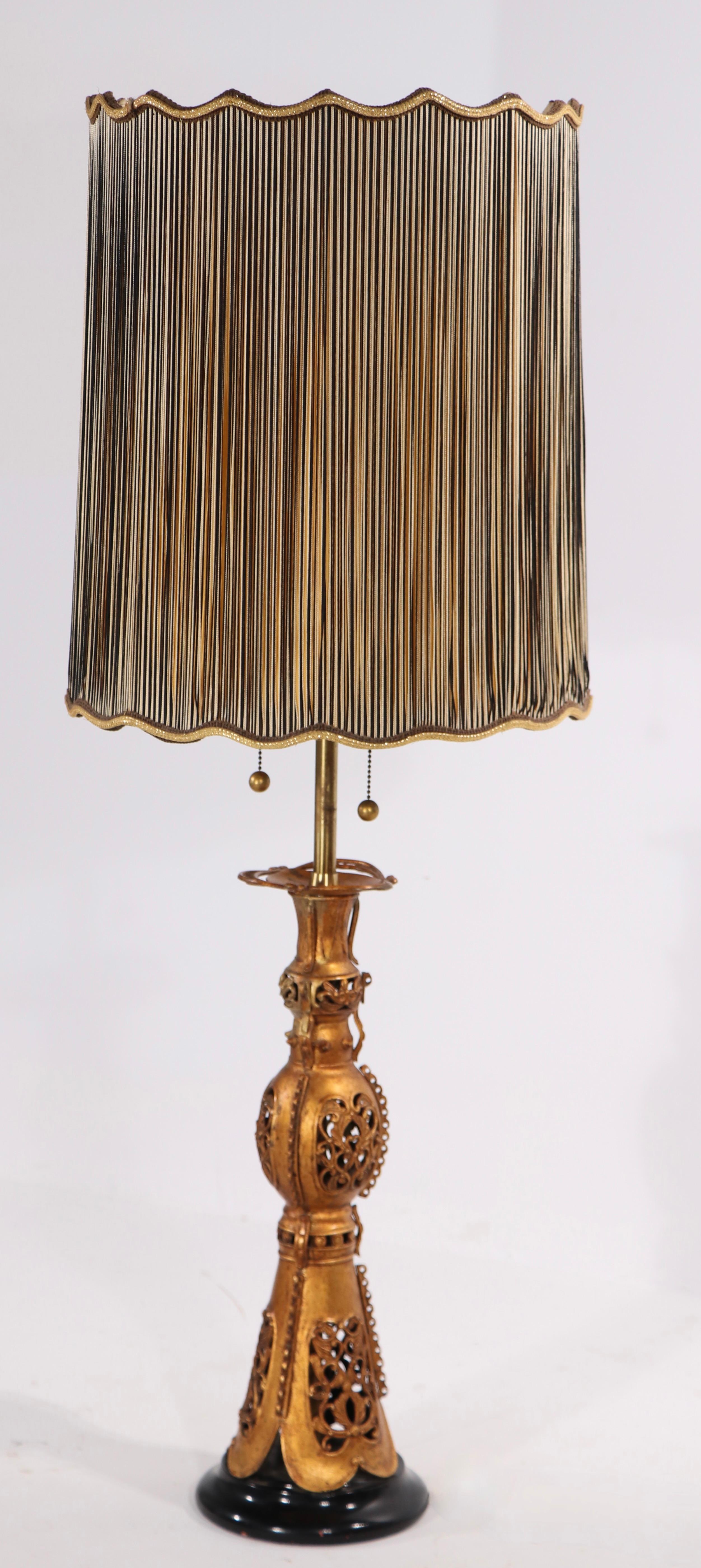 20th Century Pair Chinese Style Table Lamps by Marbro After James Mont For Sale