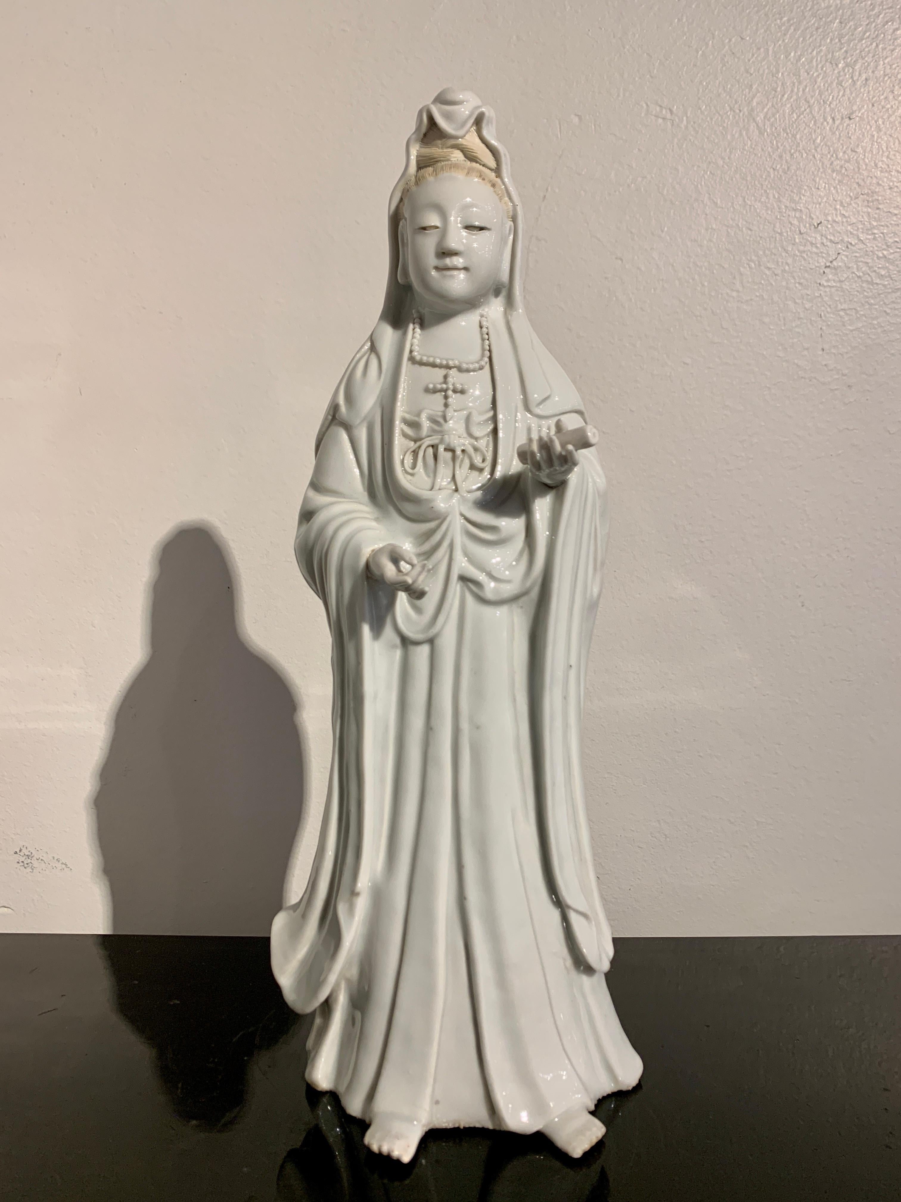 Pair Chinese White Glazed Guanyin, Qing Dynasty, 18th Century, China For Sale 5