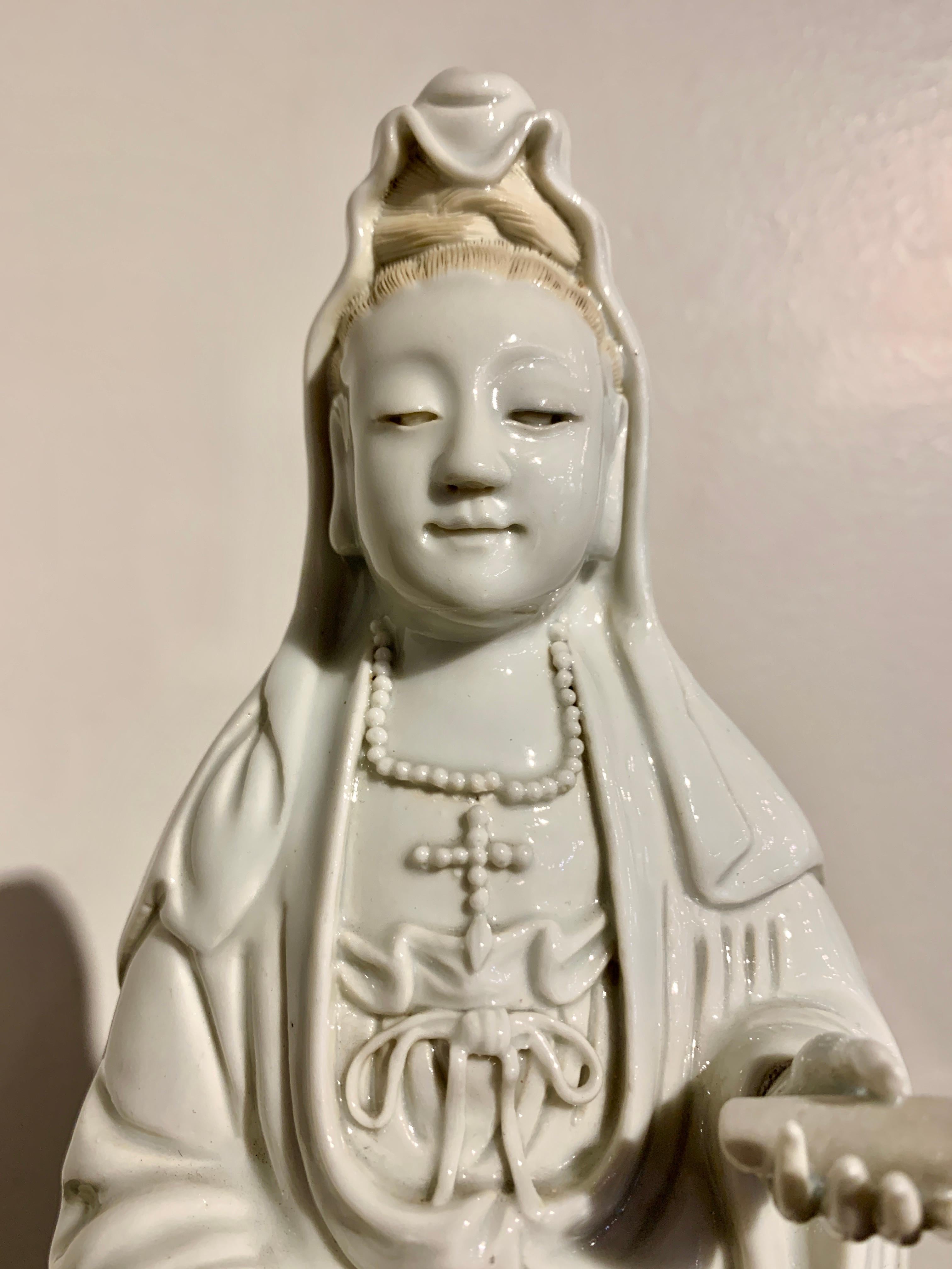 Pair Chinese White Glazed Guanyin, Qing Dynasty, 18th Century, China For Sale 6