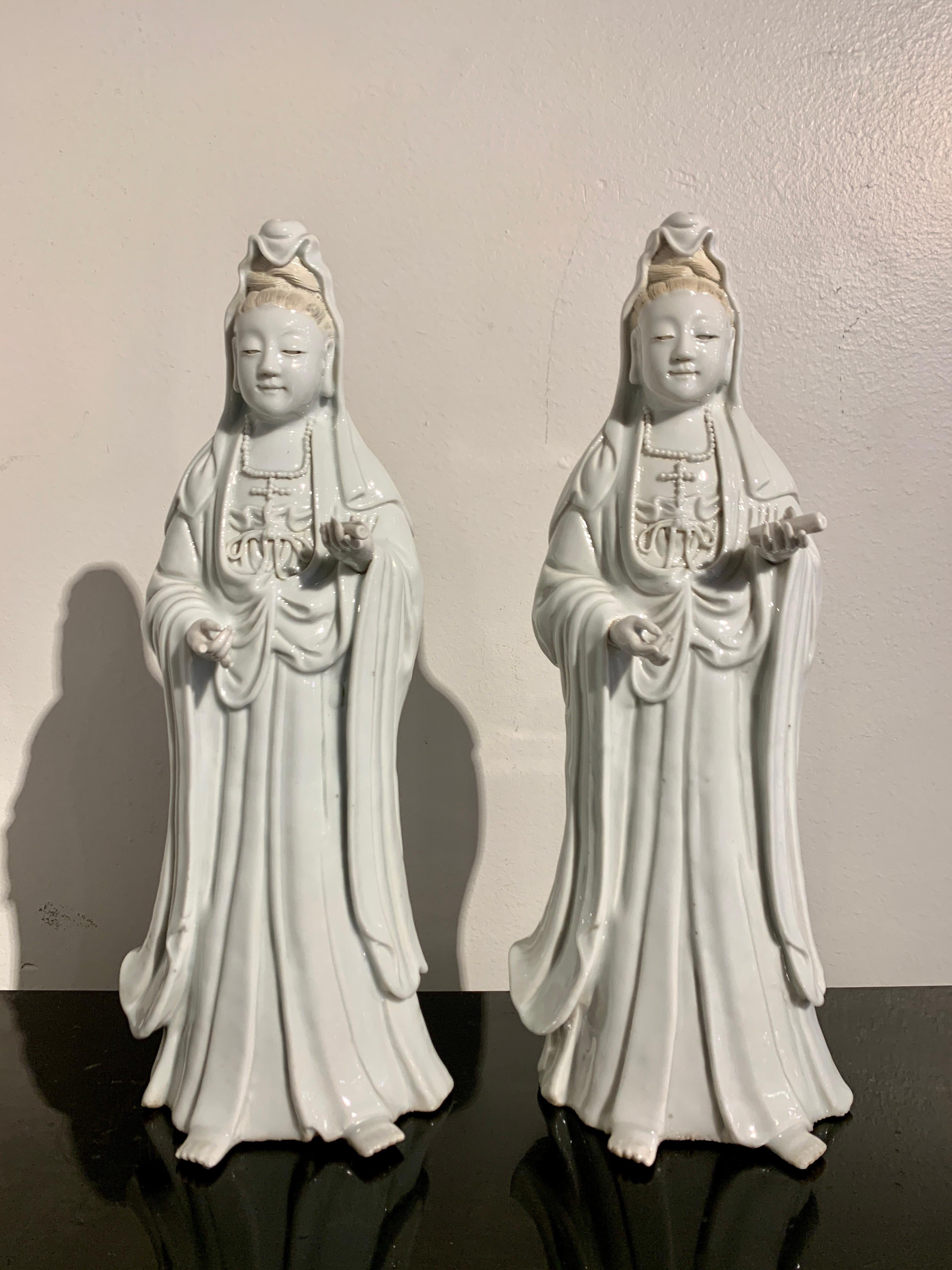 Pair Chinese White Glazed Guanyin, Qing Dynasty, 18th Century, China In Good Condition For Sale In Austin, TX