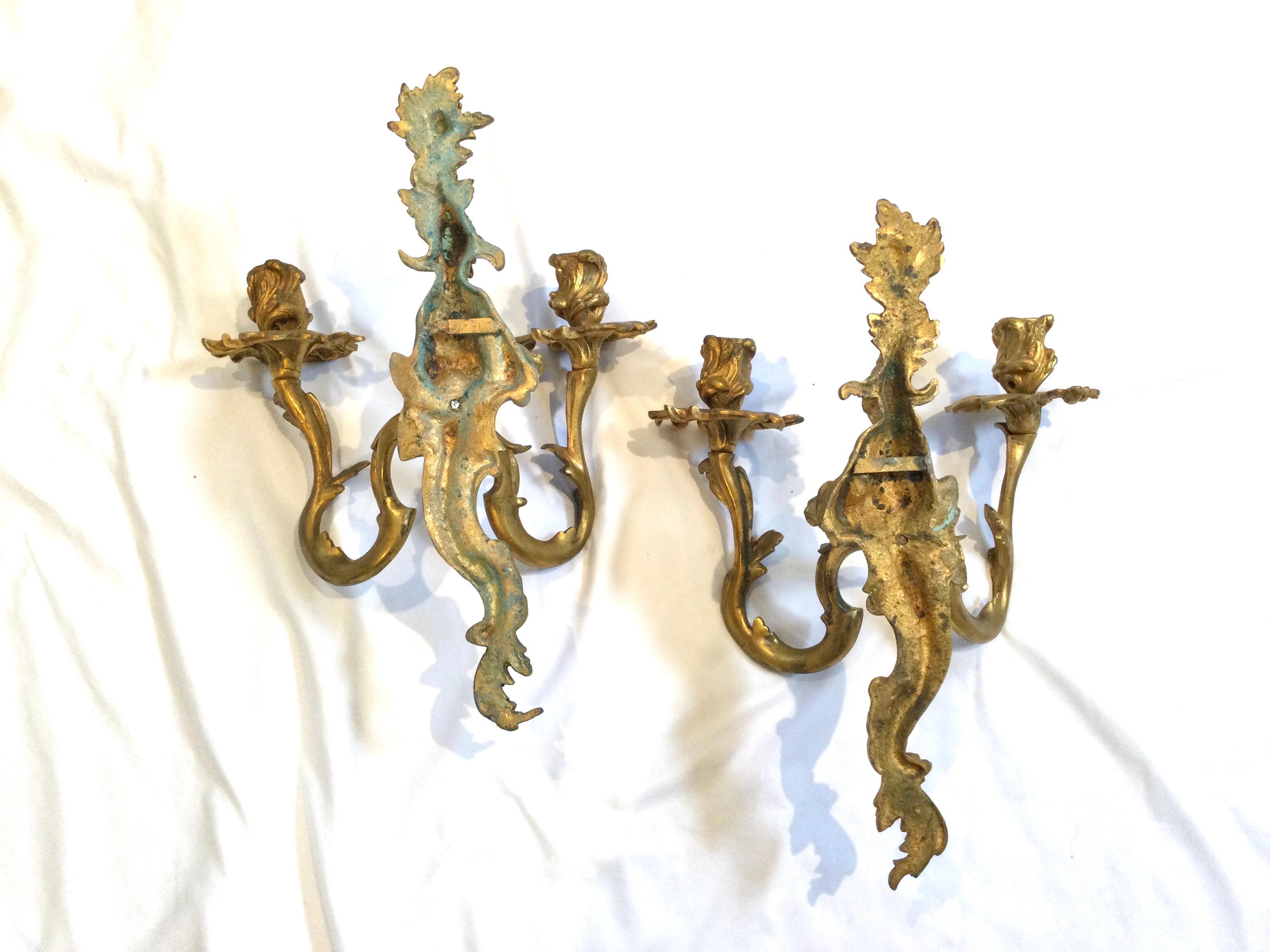 Pair of Chinoiserie Double Candle Light Antique Gilt Bronze Figural Sconces For Sale 2