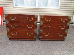 Paire de commodes de campagne Henredon Tansu de style chinoiseries modernes du milieu du siècle dernier