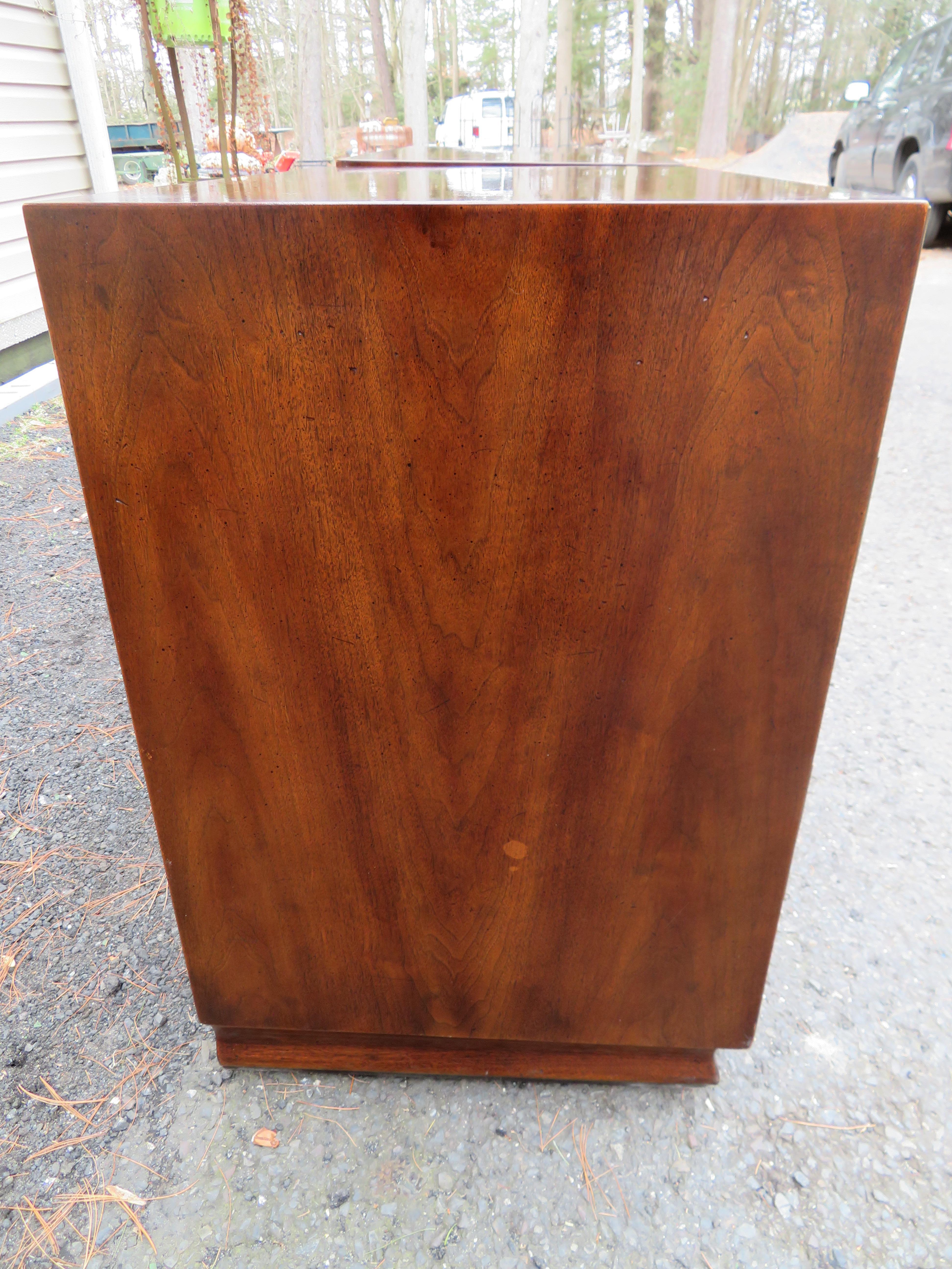Pair Chinoiserie Henredon Tansu Campaign Chests Nightstands Mid-Century Modern 1
