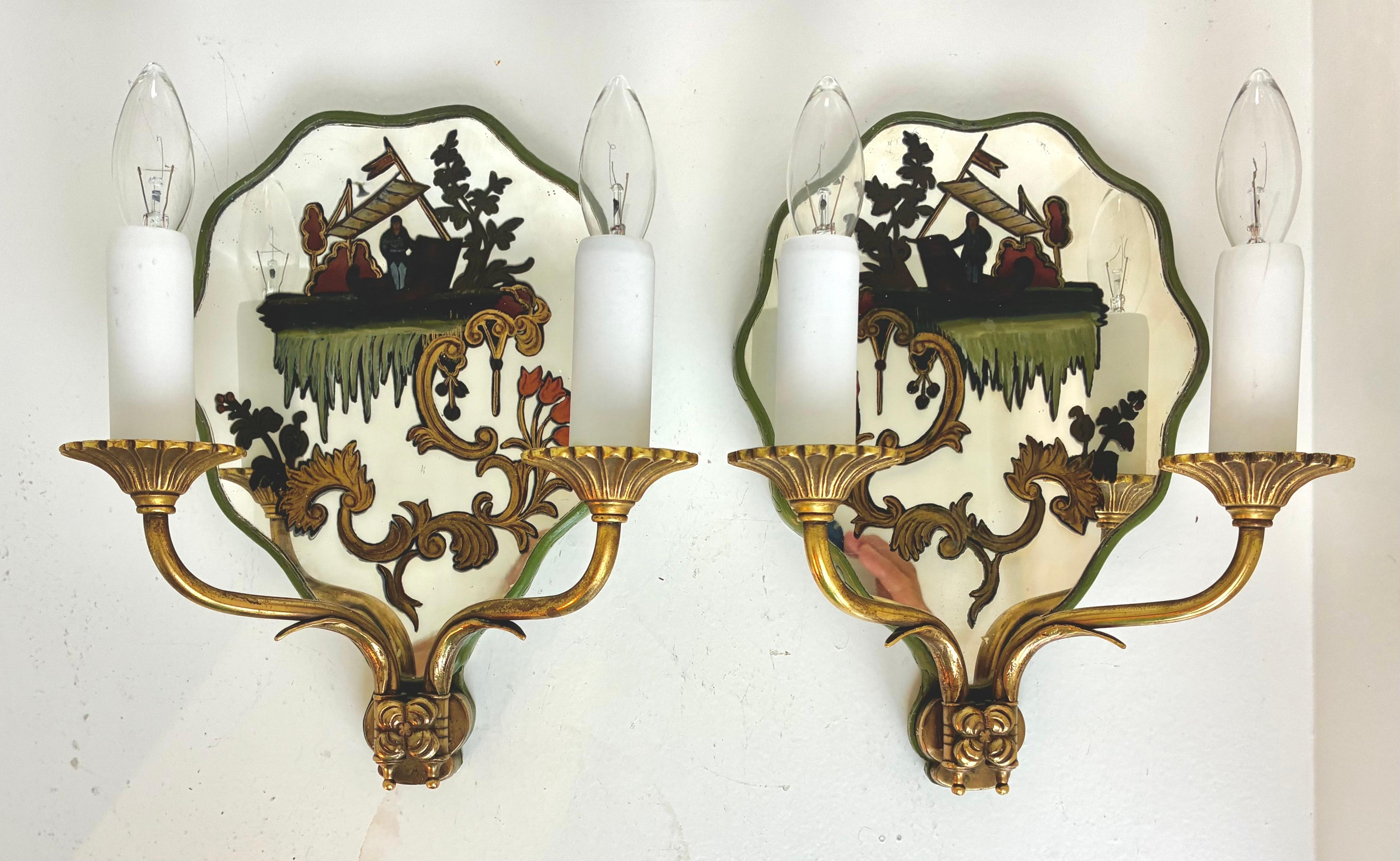 Pareja de candelabros con respaldo de espejo Chinoiserie de E. F. A. Caldwell en Bueno estado para la venta en Pittsburgh, PA