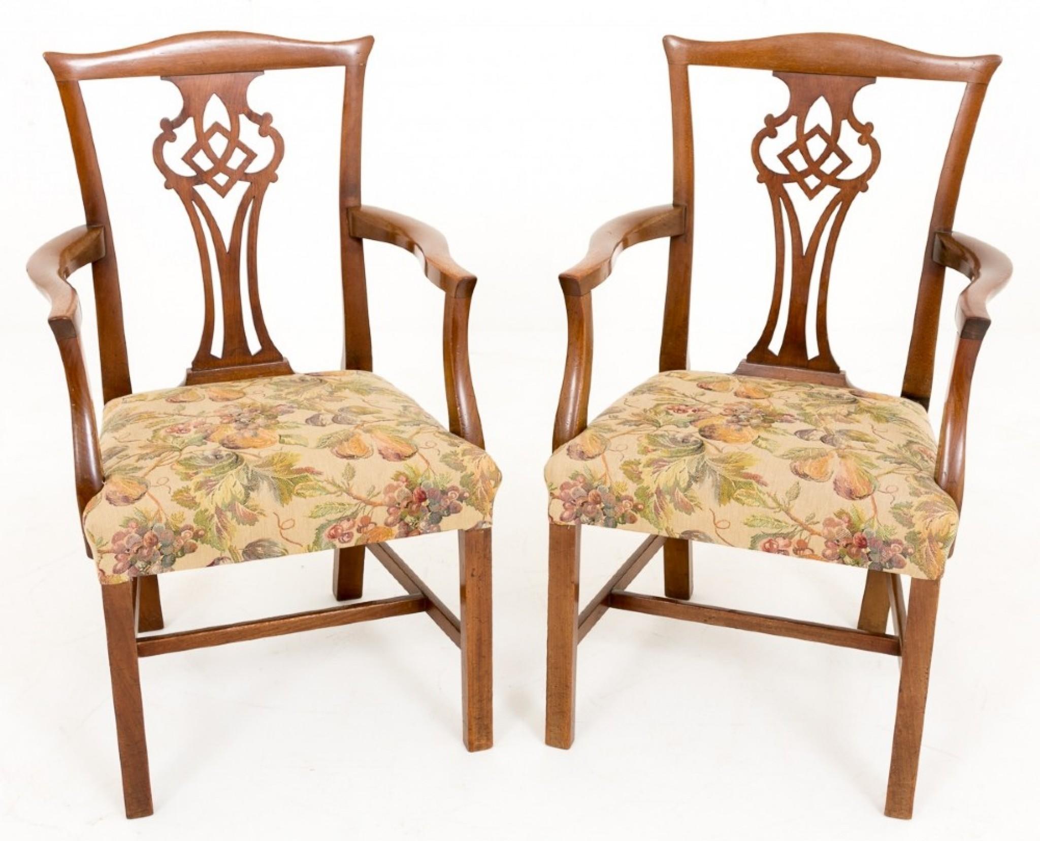 Pair Chippendale Arm Chairs Mahogany Antique, 1800 In Good Condition In Potters Bar, GB