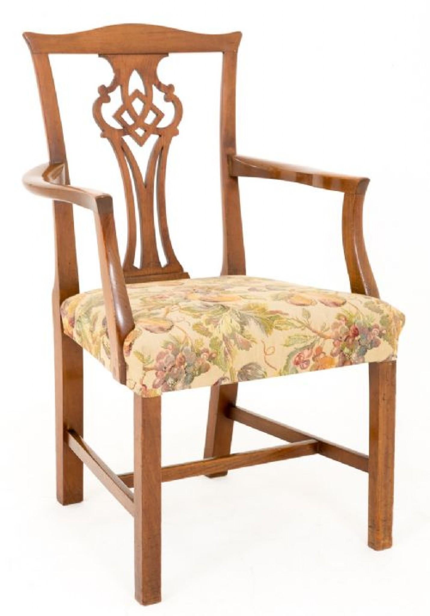 Pair Chippendale Arm Chairs Mahogany Antique 1800 In Good Condition For Sale In Potters Bar, GB